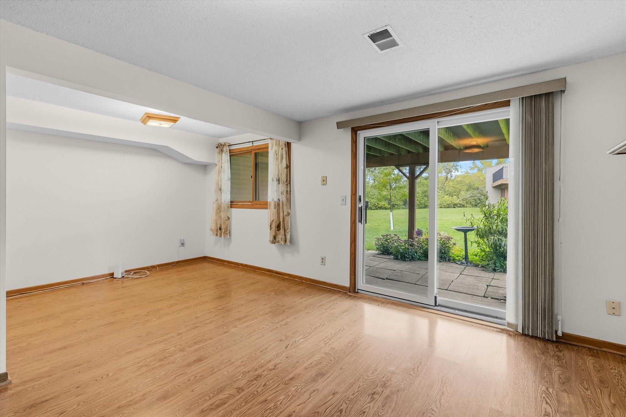 View of Residential at 4113 Sylvia Lane, Shoreview MN 55126, Shoreview (22 of 27) - Mike Wilen | Minnesota Team Real Estate