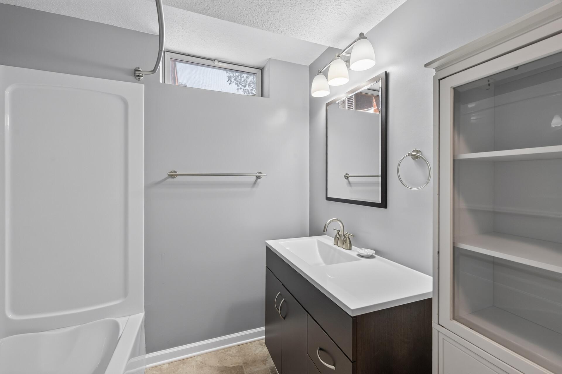 View of Residential at 994 Cleveland Avenue, Saint Paul MN 55116, Saint Paul (22 of 25) - Mike Wilen | Minnesota Team Real Estate