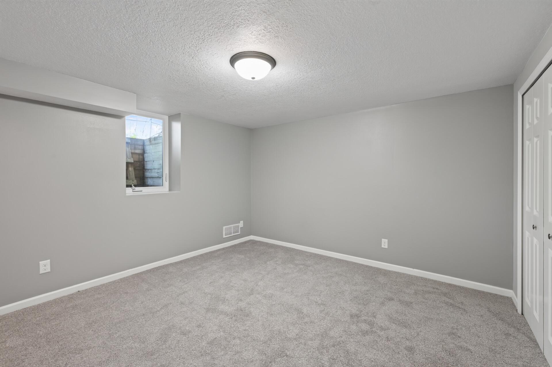 View of Residential at 994 Cleveland Avenue, Saint Paul MN 55116, Saint Paul (19 of 25) - Mike Wilen | Minnesota Team Real Estate