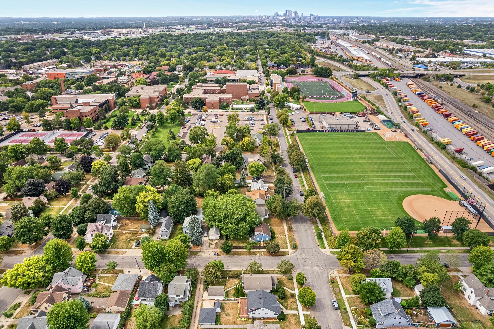 View of Residential at 1420 Taylor Avenue, Saint Paul MN 55104, Saint Paul (31 of 32) - Mike Wilen | Minnesota Team Real Estate