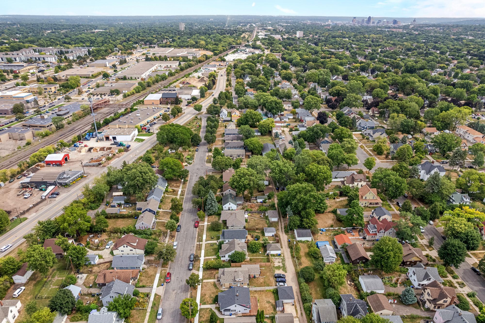 View of Residential at 1420 Taylor Avenue, Saint Paul MN 55104, Saint Paul (29 of 32) - Mike Wilen | Minnesota Team Real Estate