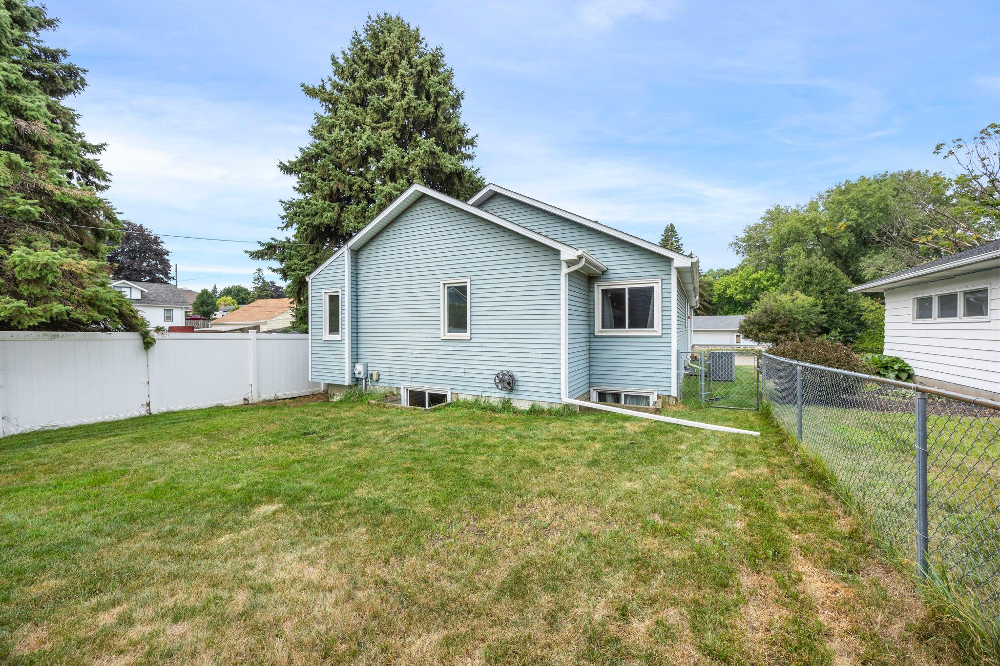View of Residential at 737 6th Avenue, New Brighton MN 55112, New Brighton (89 of 116) - Mike Wilen | Minnesota Team Real Estate