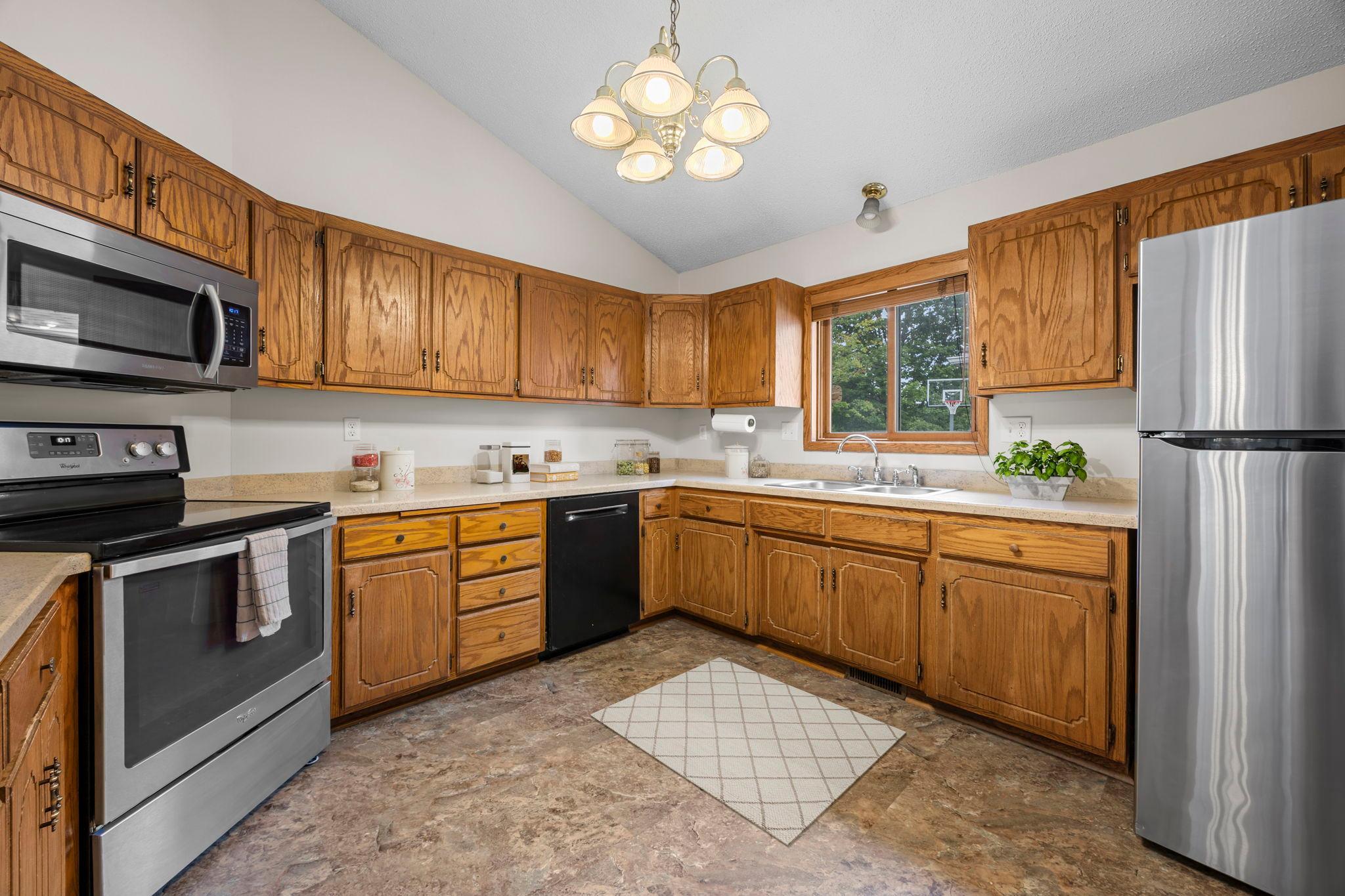 View of Residential at 737 6th Avenue, New Brighton MN 55112, New Brighton (5 of 116) - Mike Wilen | Minnesota Team Real Estate