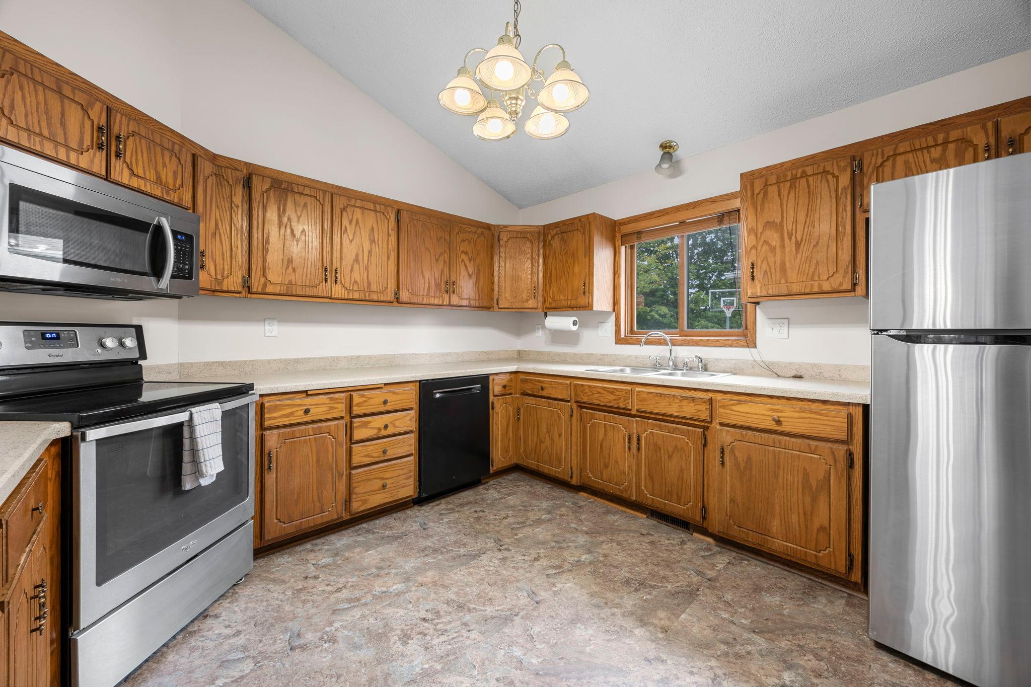 View of Residential at 737 6th Avenue, New Brighton MN 55112, New Brighton (51 of 116) - Mike Wilen | Minnesota Team Real Estate