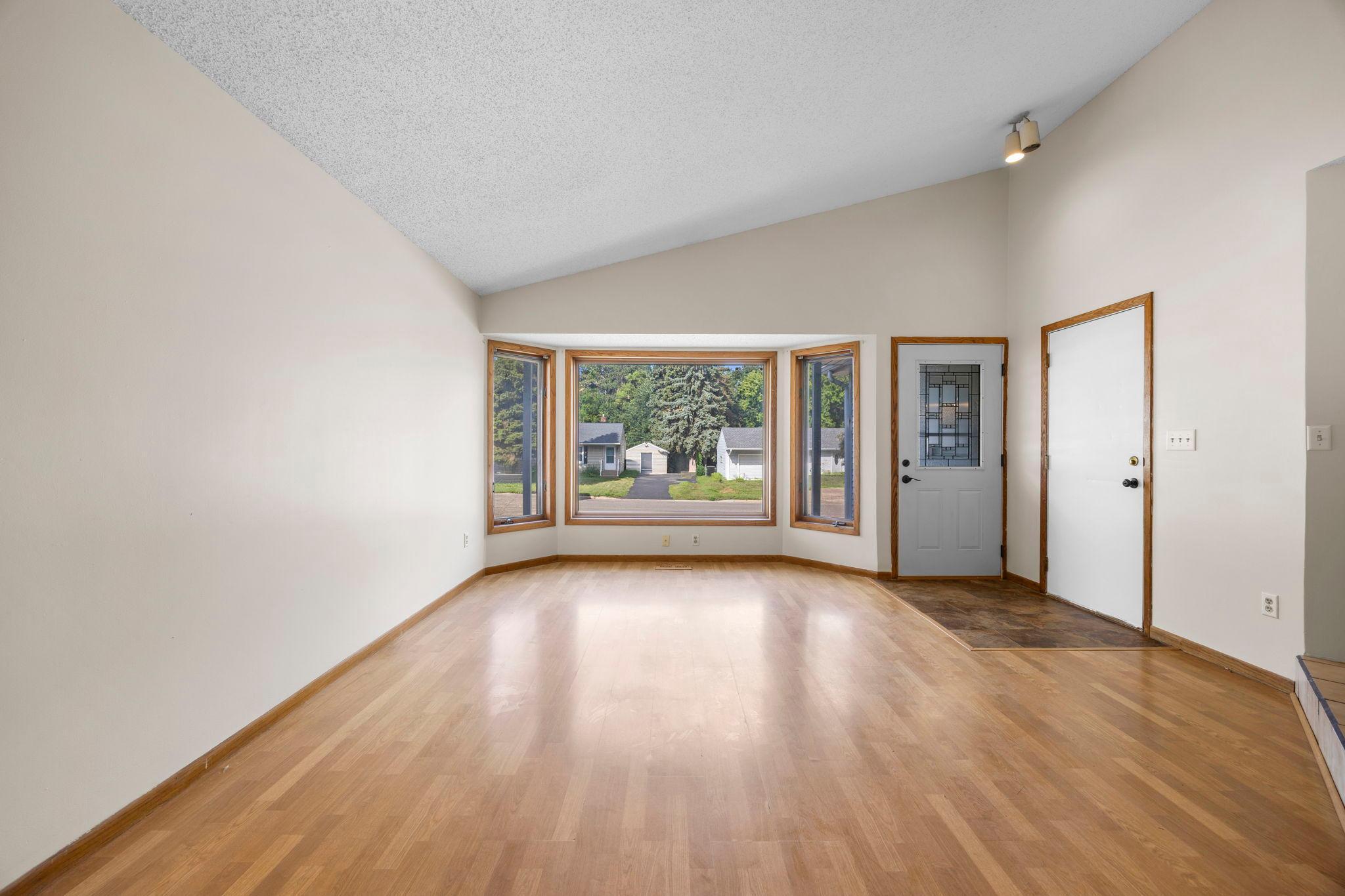 View of Residential at 737 6th Avenue, New Brighton MN 55112, New Brighton (42 of 116) - Mike Wilen | Minnesota Team Real Estate
