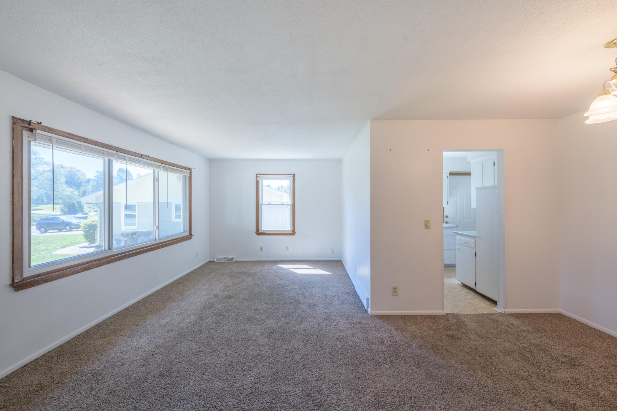 View of Residential Income at 9522 Pleasant Avenue, Bloomington MN 55420, Bloomington (8 of 42) - Mike Wilen | Minnesota Team Real Estate