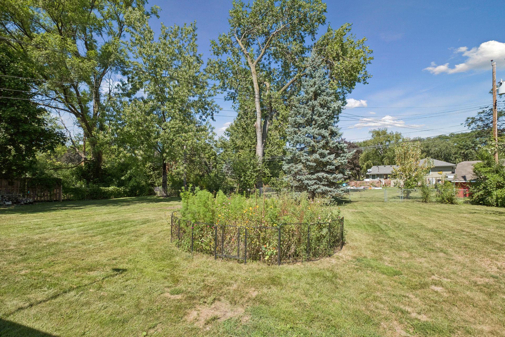 View of Residential at 2400 110th Street, Bloomington MN 55431, Bloomington (32 of 39) - Mike Wilen | Minnesota Team Real Estate