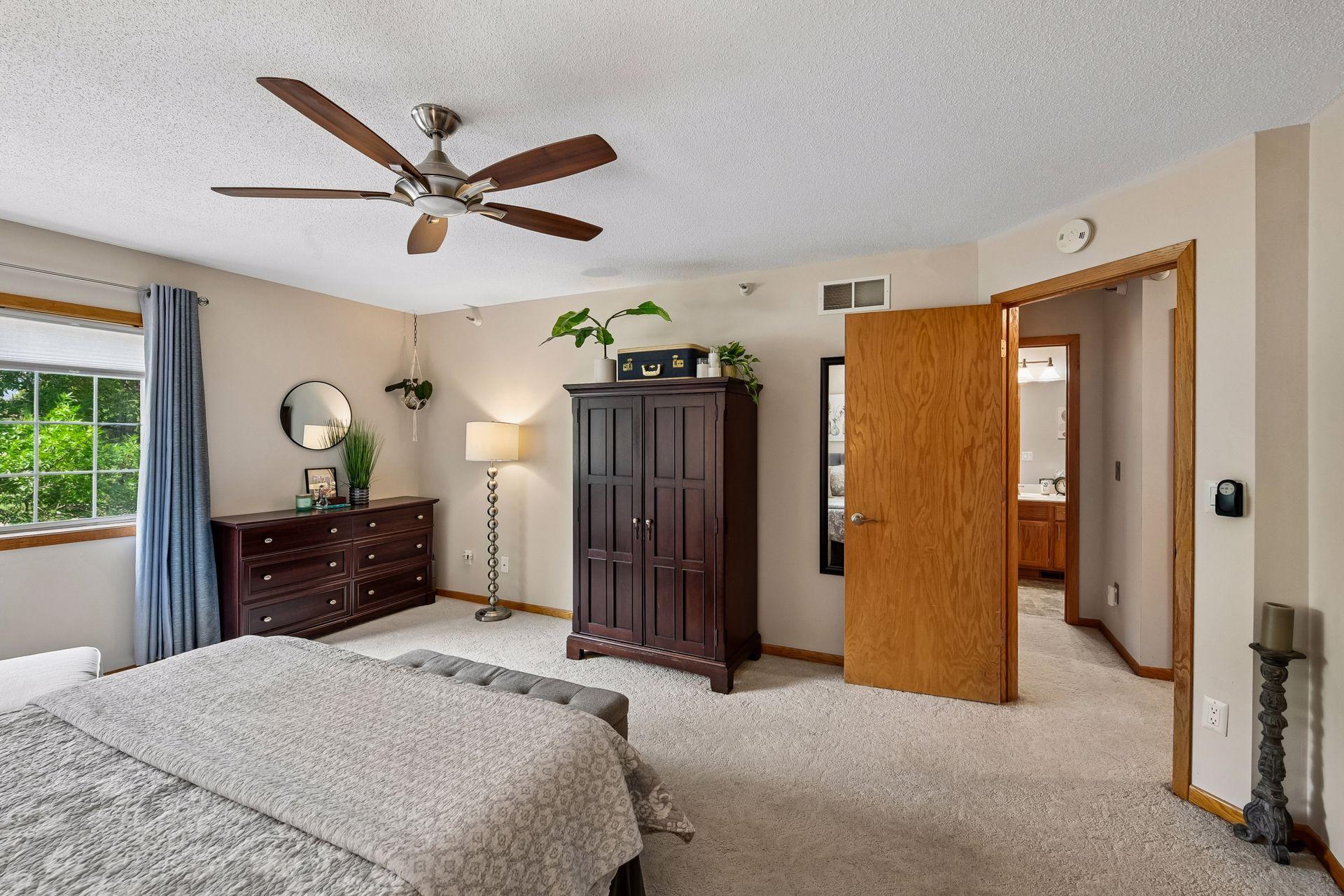 View of Residential at 18119 Settlers Way, Eden Prairie MN 55347, Eden Prairie (17 of 28) - Mike Wilen | Minnesota Team Real Estate