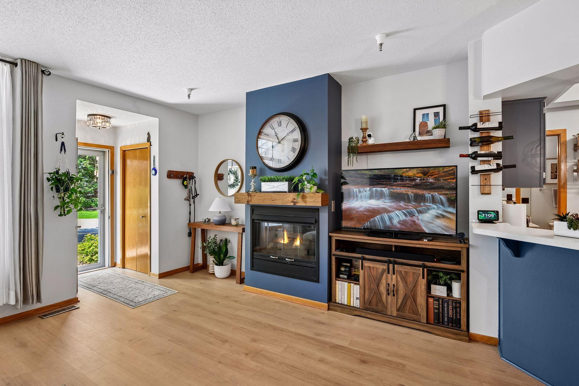 View of Residential at 18119 Settlers Way, Eden Prairie MN 55347, Eden Prairie (7 of 28) - Mike Wilen | Minnesota Team Real Estate