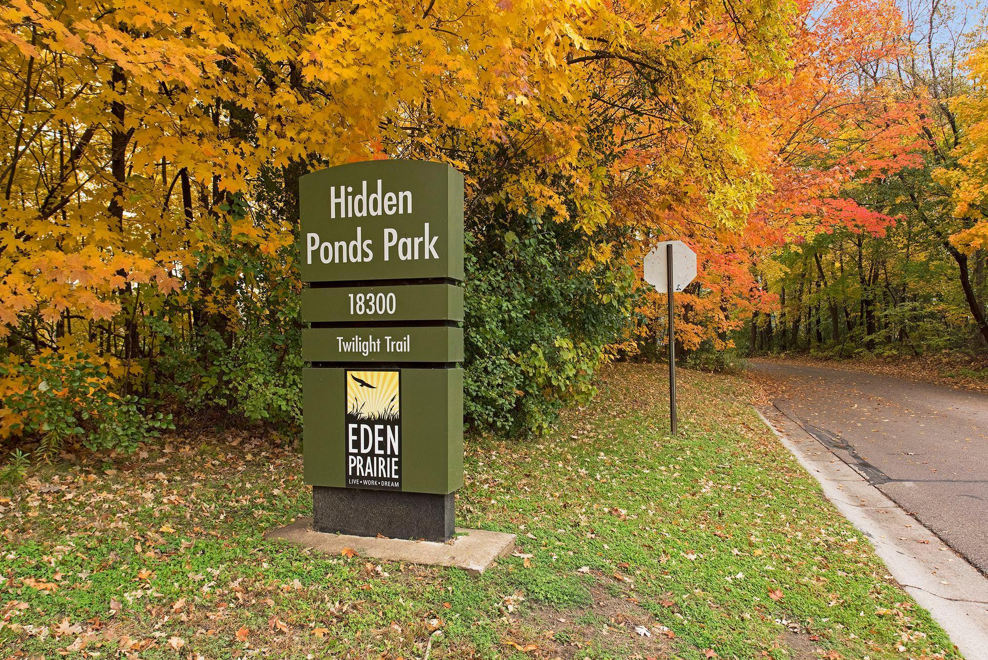 View of Residential at 18119 Settlers Way, Eden Prairie MN 55347, Eden Prairie (23 of 28) - Mike Wilen | Minnesota Team Real Estate