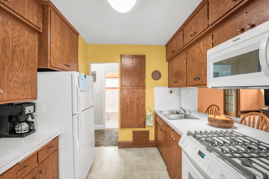 View of Residential at 2747 Garfield Street, Minneapolis MN 55418, Minneapolis (19 of 47) - Mike Wilen | Minnesota Team Real Estate