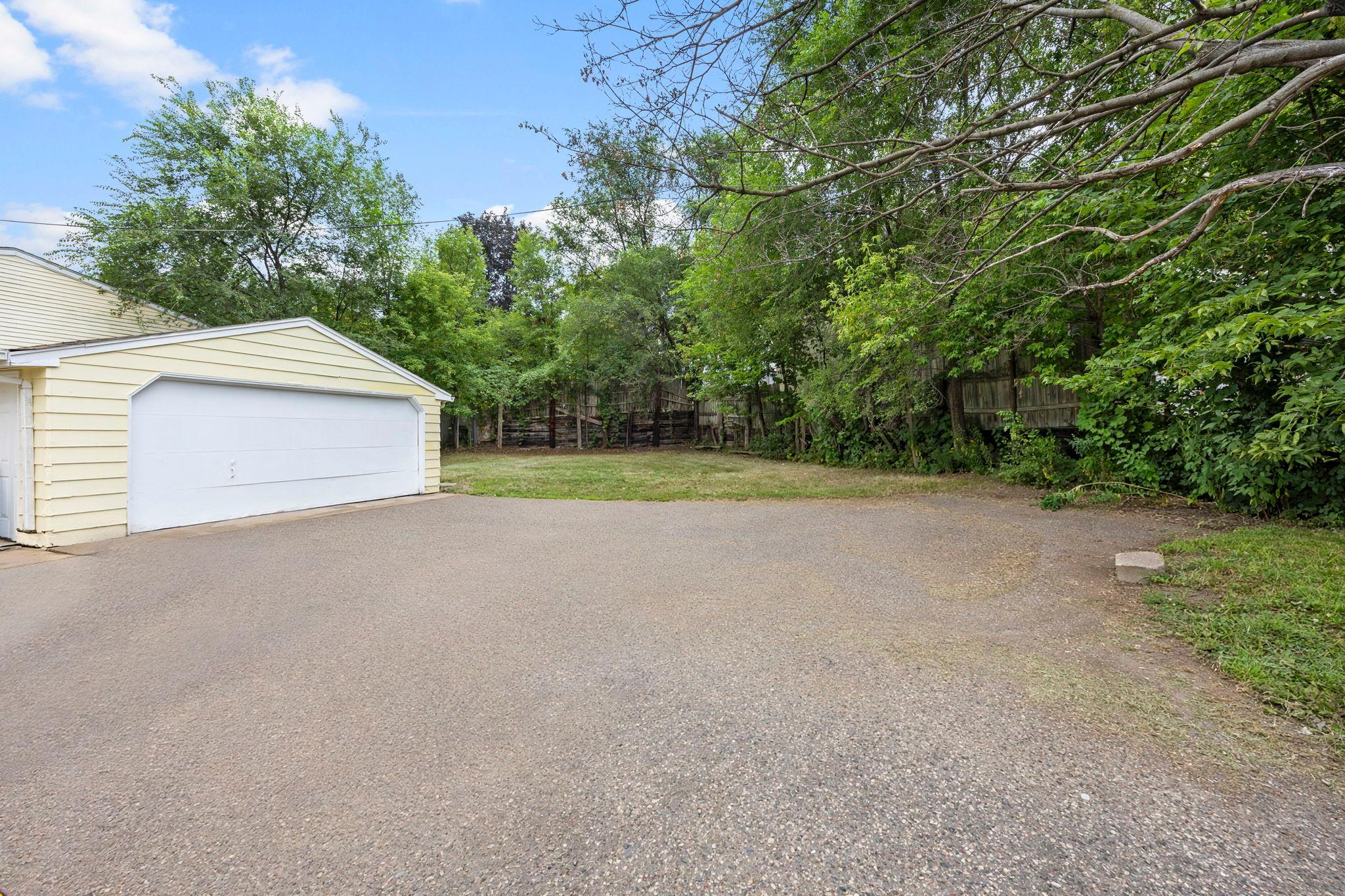 View of Residential at 492 Concord Street, Saint Paul MN 55107, Saint Paul (31 of 37) - Mike Wilen | Minnesota Team Real Estate
