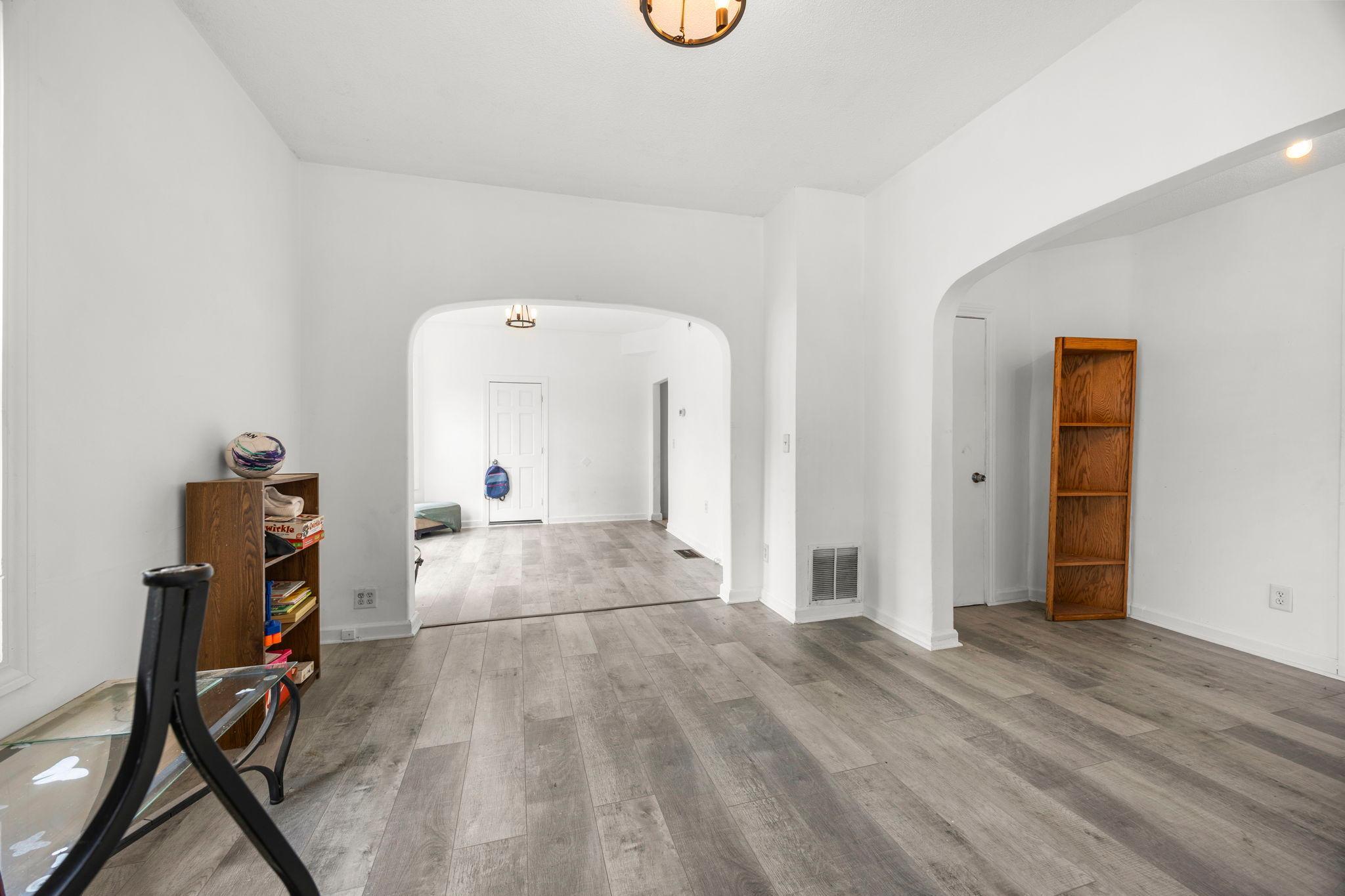 View of Residential at 492 Concord Street, Saint Paul MN 55107, Saint Paul (5 of 37) - Mike Wilen | Minnesota Team Real Estate