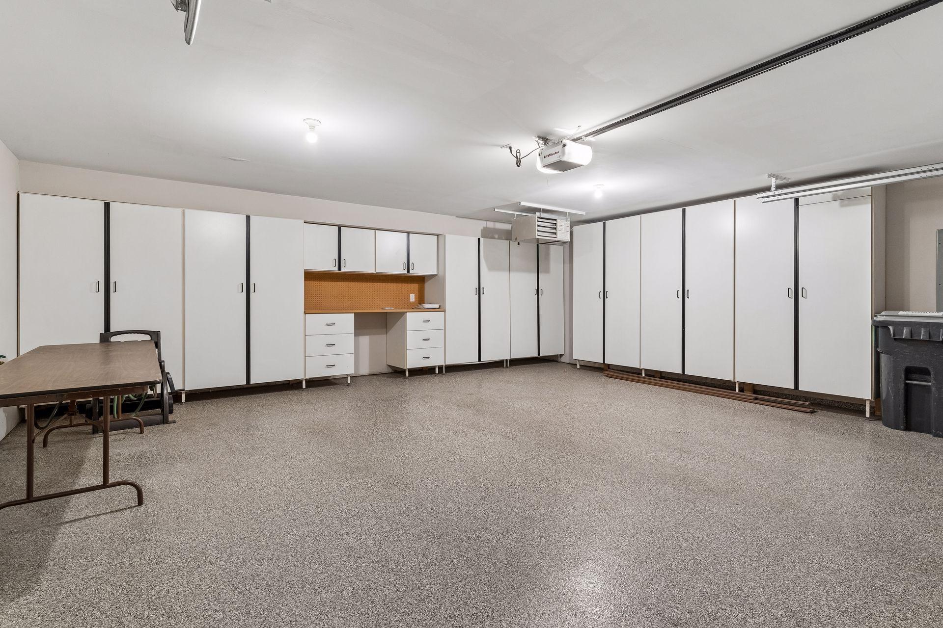 View of Residential at 406 River Street, Minneapolis MN 55401, Minneapolis (55 of 65) - Mike Wilen | Minnesota Team Real Estate