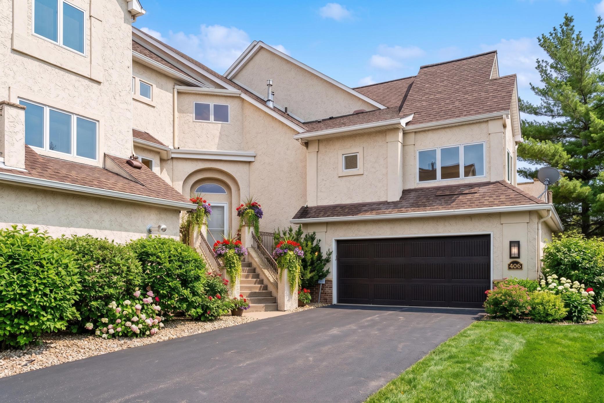 View of Residential at 406 River Street, Minneapolis MN 55401, Minneapolis (3 of 65) - Mike Wilen | Minnesota Team Real Estate
