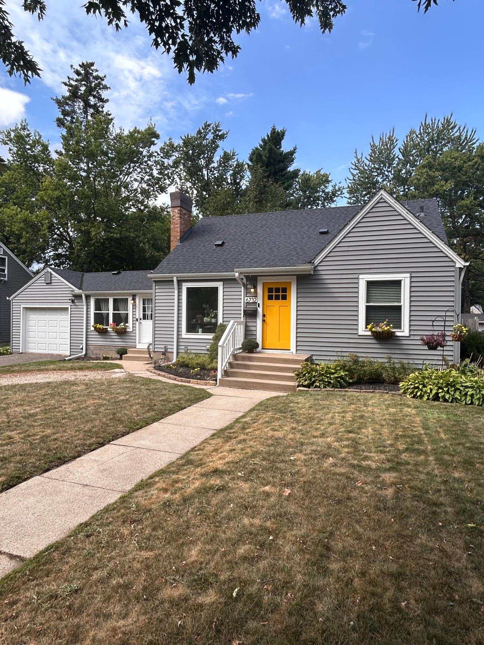 View of Residential at 6732 3rd Avenue, Richfield MN 55423, Richfield (2 of 21) - Mike Wilen | Minnesota Team Real Estate