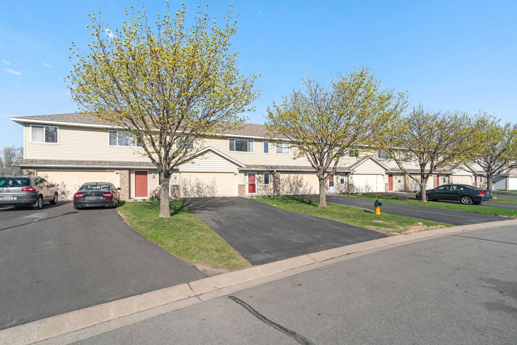 View of Residential at 4052 Blakewood Drive, Shakopee MN 55379, Shakopee (4 of 37) - Mike Wilen | Minnesota Team Real Estate