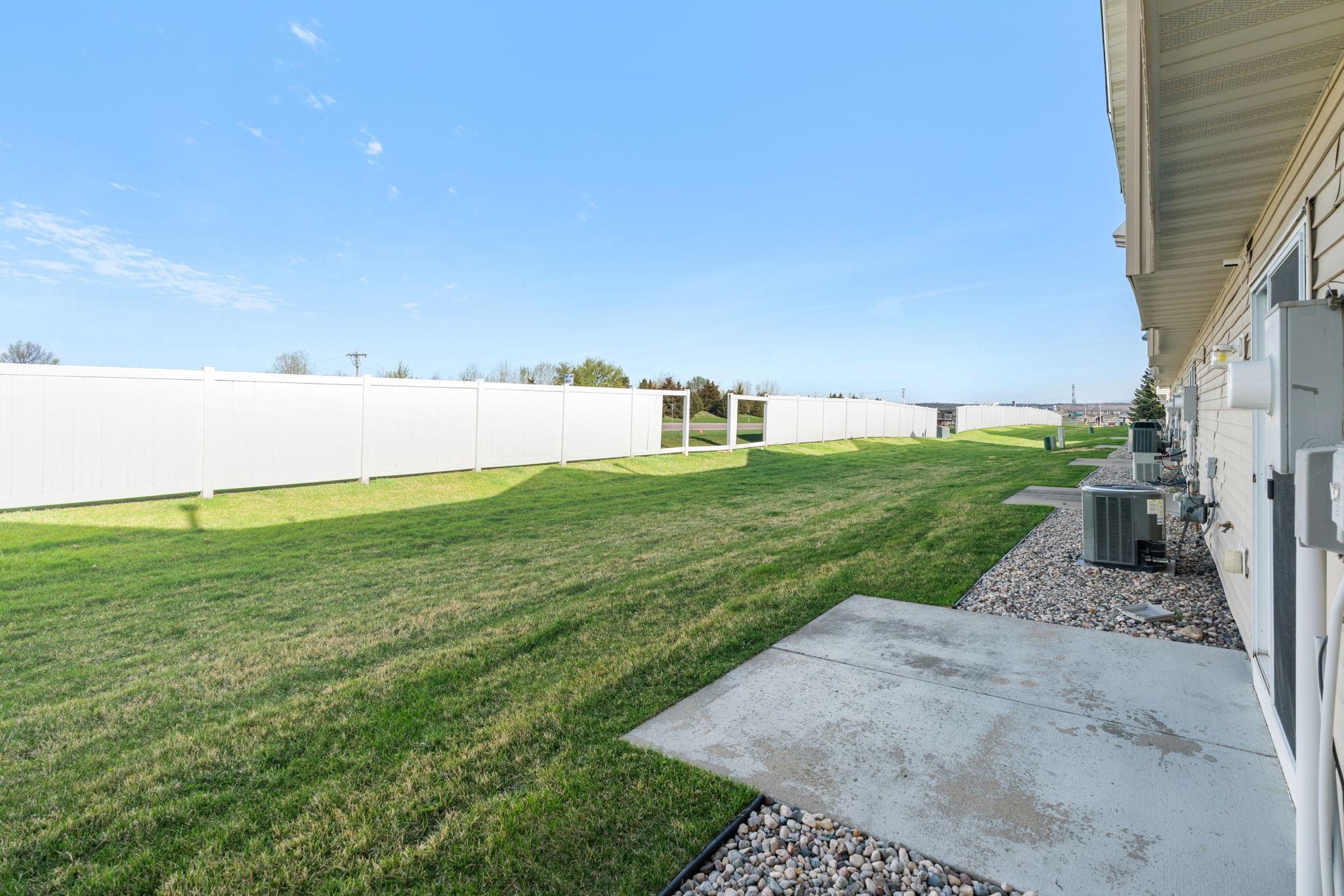 View of Residential at 4052 Blakewood Drive, Shakopee MN 55379, Shakopee (31 of 37) - Mike Wilen | Minnesota Team Real Estate