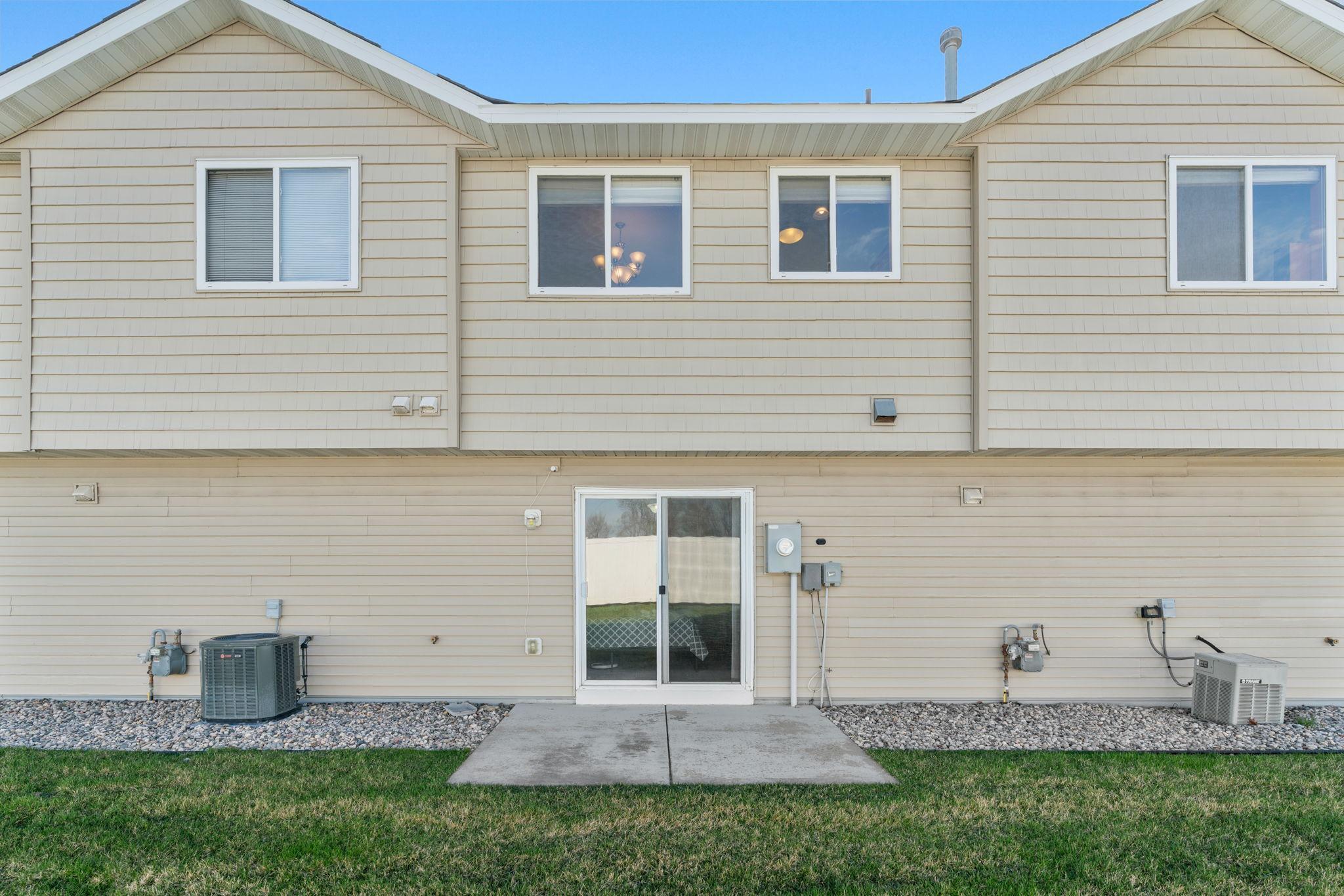 View of Residential at 4052 Blakewood Drive, Shakopee MN 55379, Shakopee (33 of 37) - Mike Wilen | Minnesota Team Real Estate