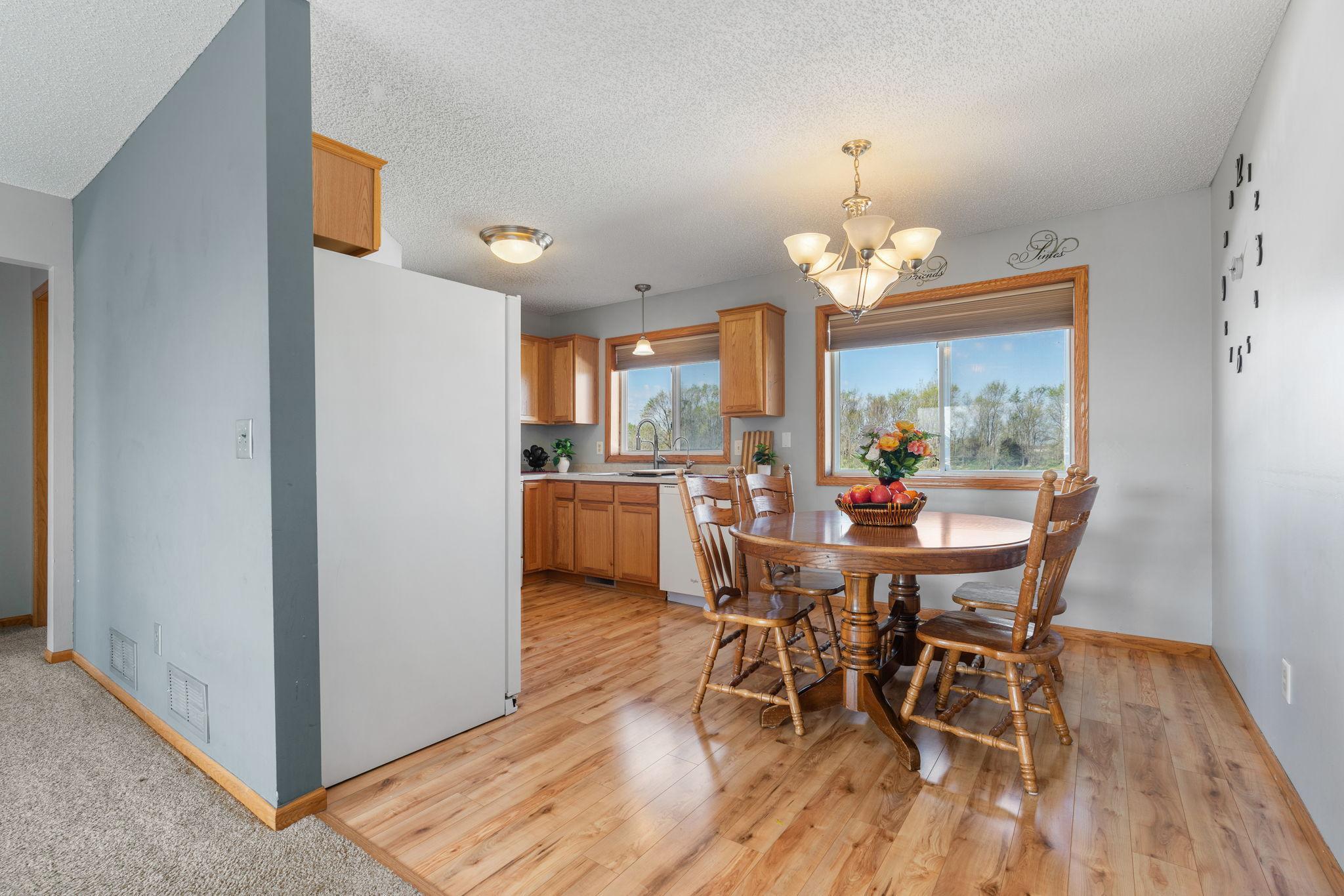 View of Residential at 4052 Blakewood Drive, Shakopee MN 55379, Shakopee (8 of 37) - Mike Wilen | Minnesota Team Real Estate