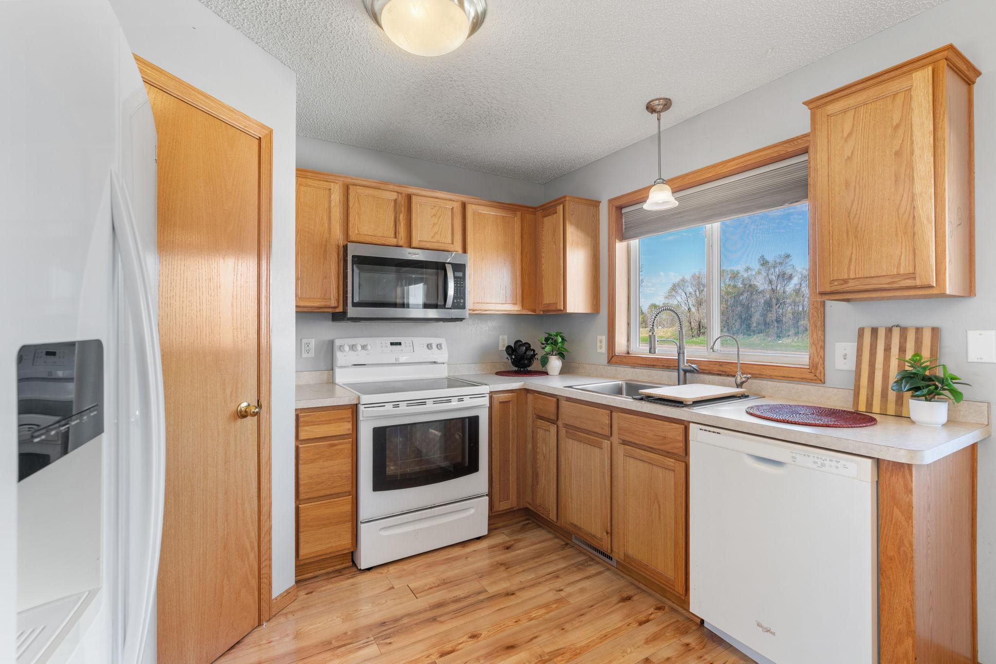 View of Residential at 4052 Blakewood Drive, Shakopee MN 55379, Shakopee (10 of 37) - Mike Wilen | Minnesota Team Real Estate