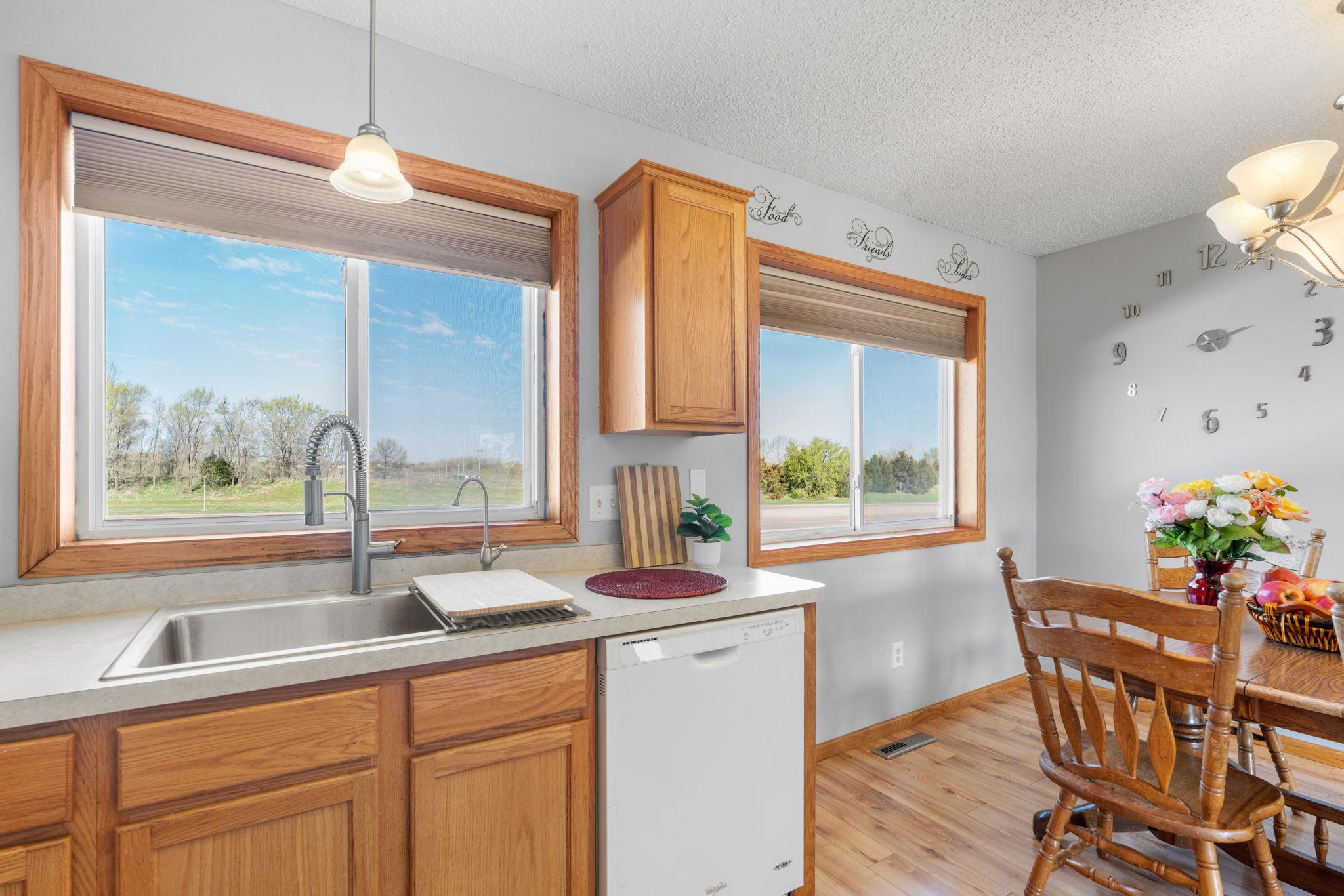 View of Residential at 4052 Blakewood Drive, Shakopee MN 55379, Shakopee (12 of 37) - Mike Wilen | Minnesota Team Real Estate
