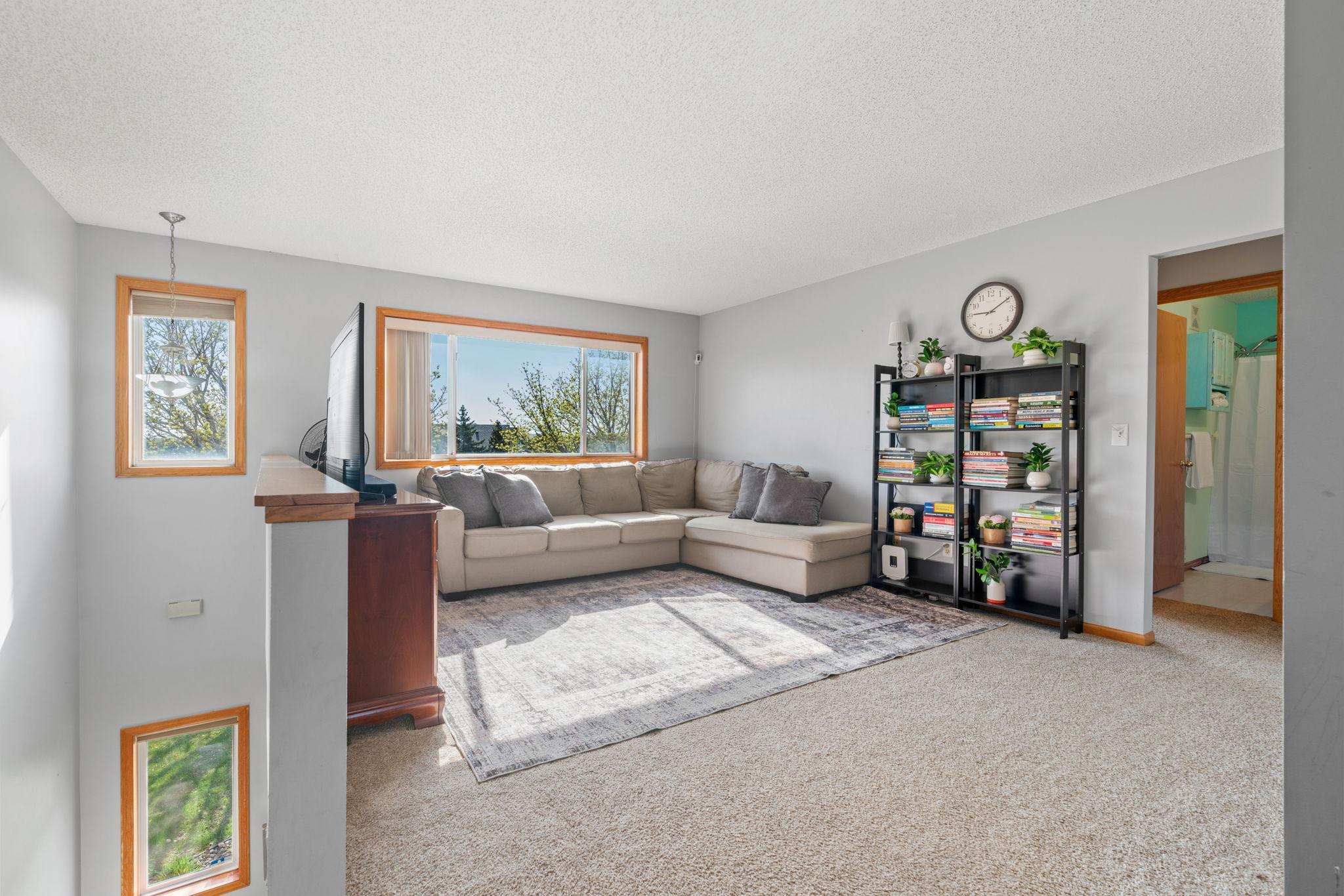View of Residential at 4052 Blakewood Drive, Shakopee MN 55379, Shakopee (14 of 37) - Mike Wilen | Minnesota Team Real Estate