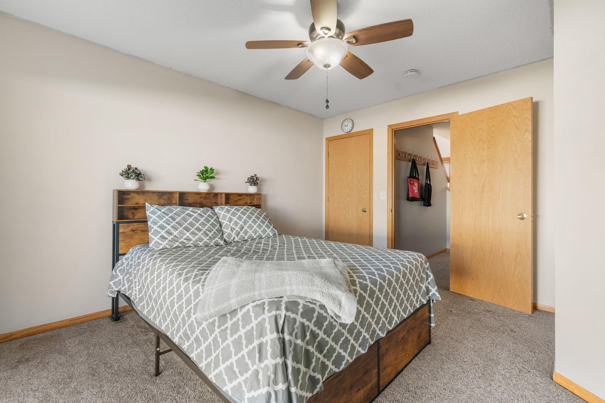 View of Residential at 4052 Blakewood Drive, Shakopee MN 55379, Shakopee (25 of 37) - Mike Wilen | Minnesota Team Real Estate