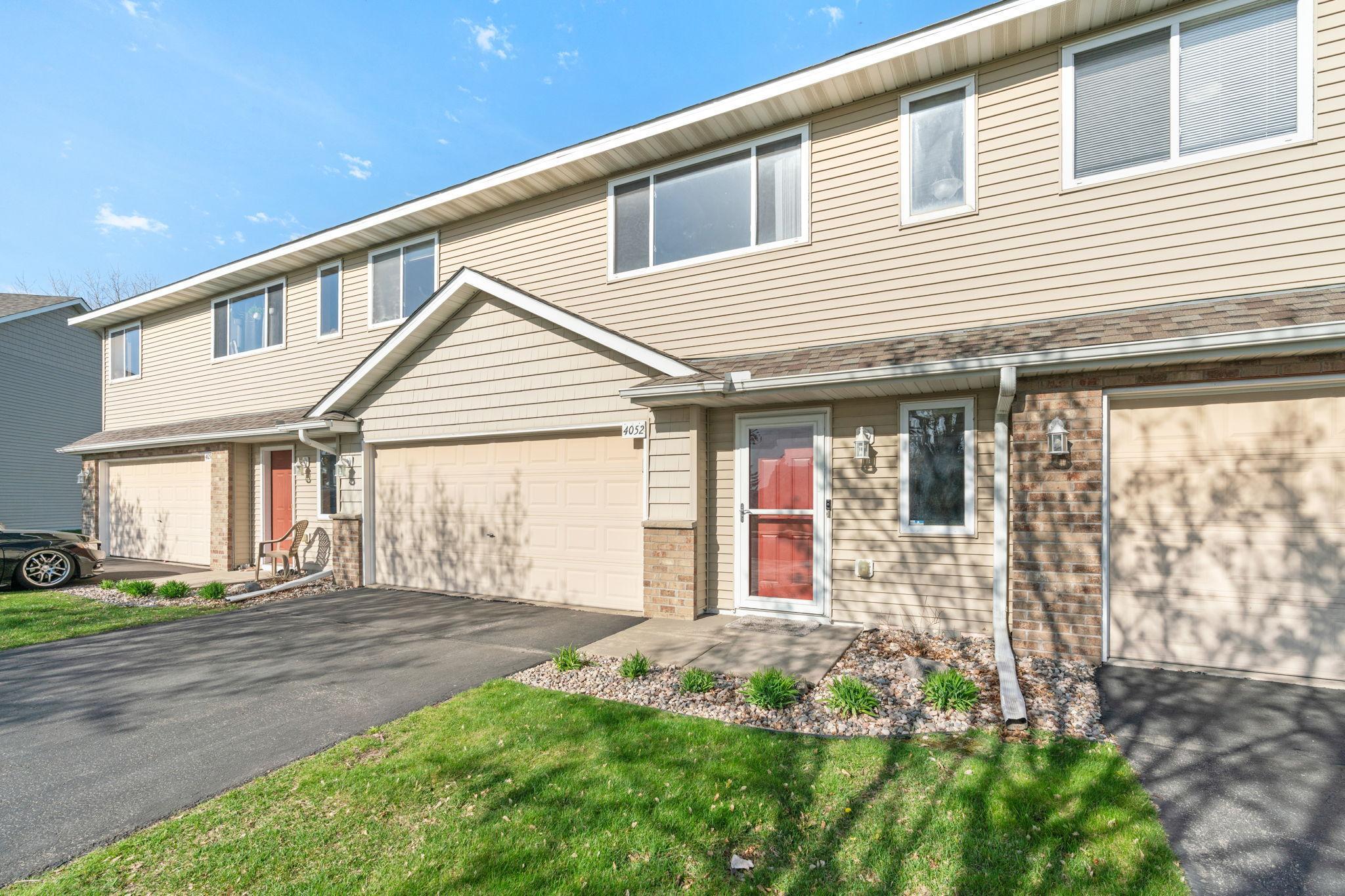 View of (TH) Side x Side at 4052 Blakewood Drive, Shakopee - Mike Wilen | Minnesota Team Real Estate