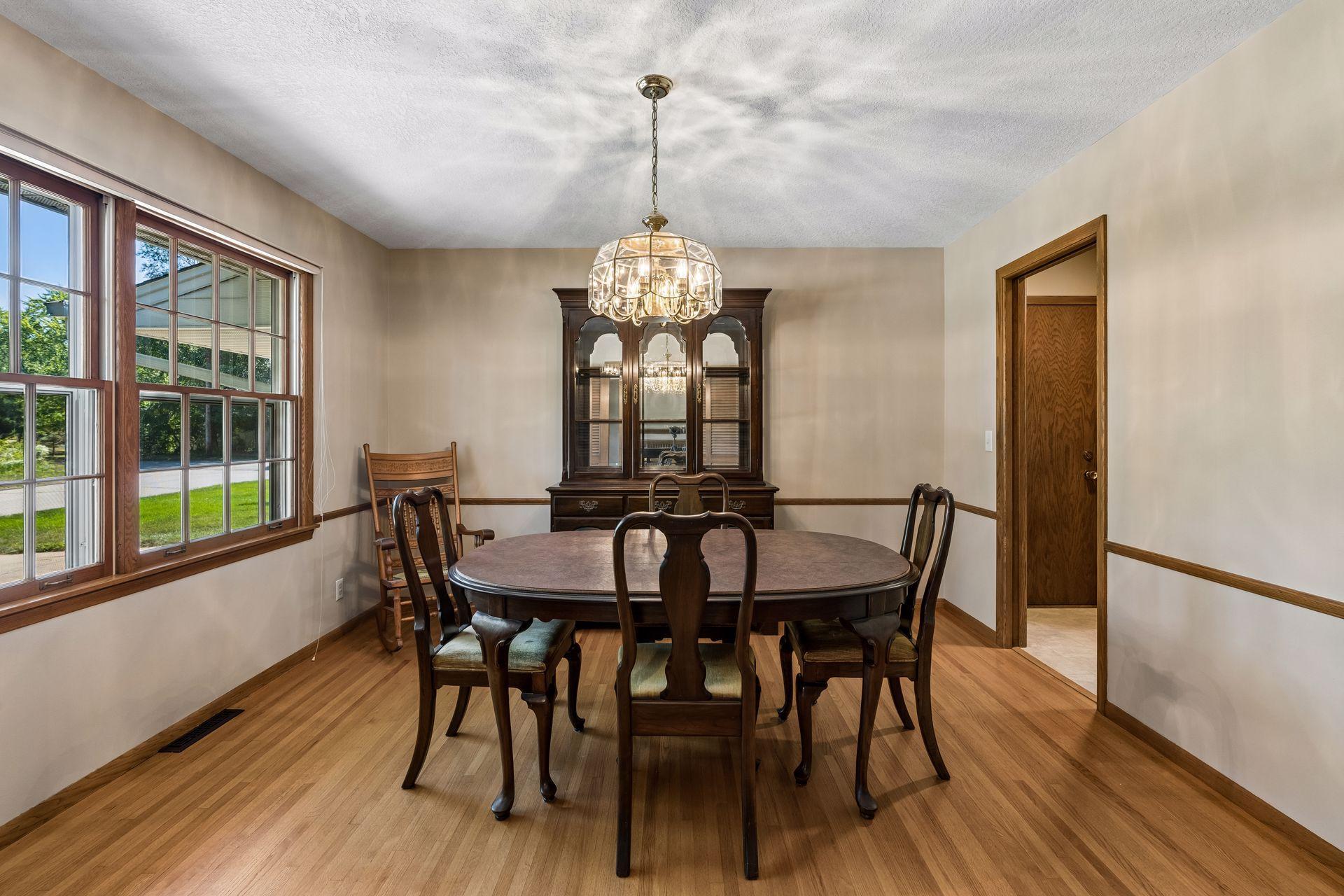 View of Residential at 14211 Lennell Drive, Minnetonka MN 55345, Minnetonka (12 of 42) - Mike Wilen | Minnesota Team Real Estate