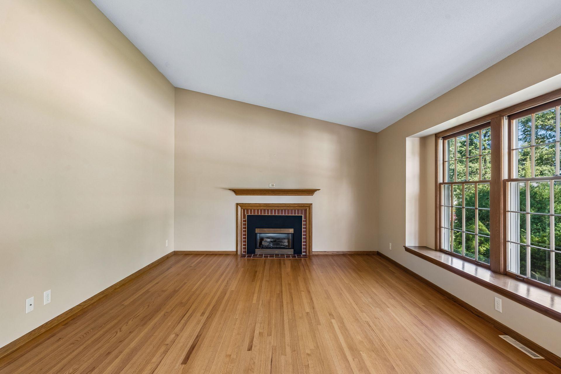 View of Residential at 14211 Lennell Drive, Minnetonka MN 55345, Minnetonka (9 of 42) - Mike Wilen | Minnesota Team Real Estate