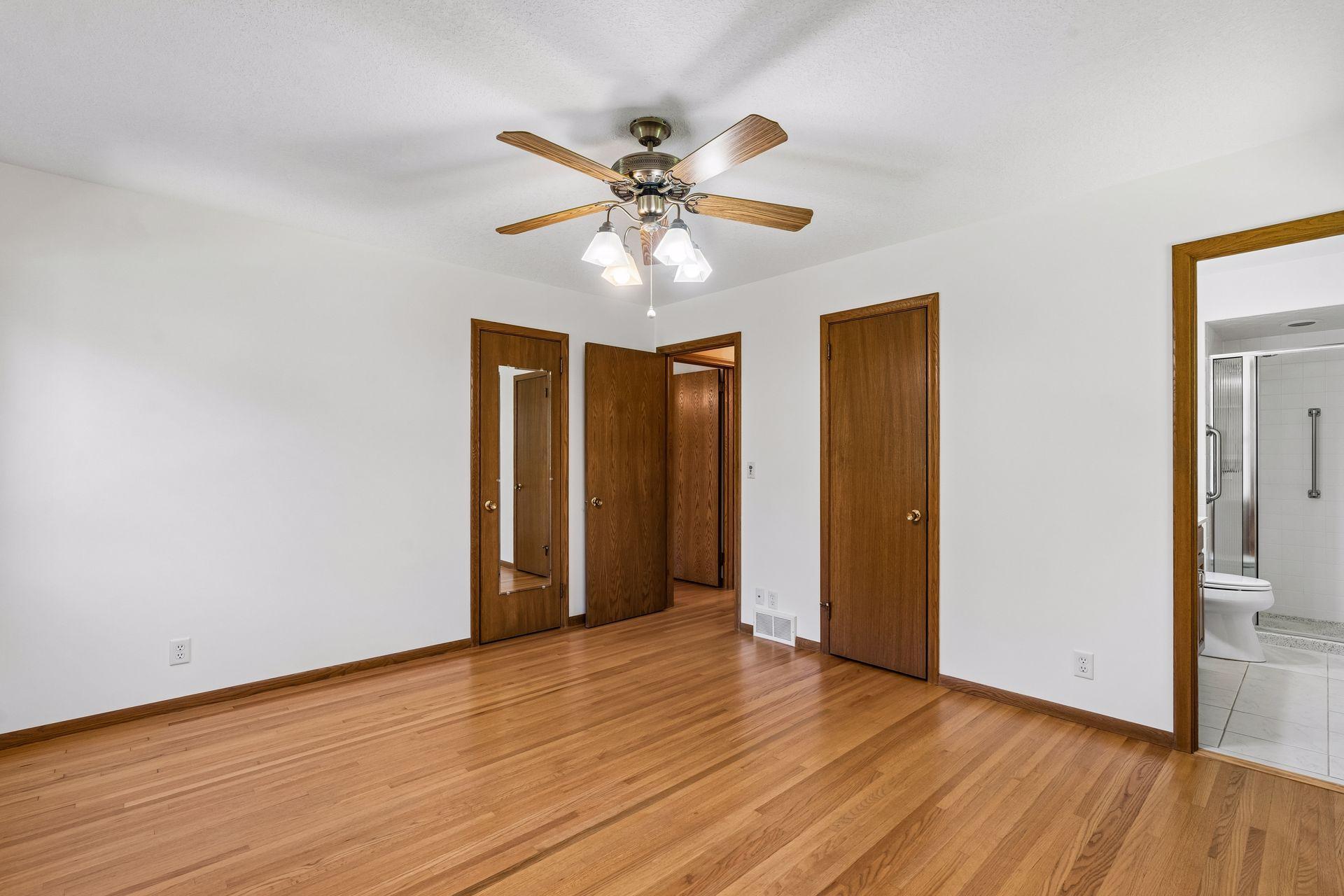 View of Residential at 14211 Lennell Drive, Minnetonka MN 55345, Minnetonka (21 of 42) - Mike Wilen | Minnesota Team Real Estate