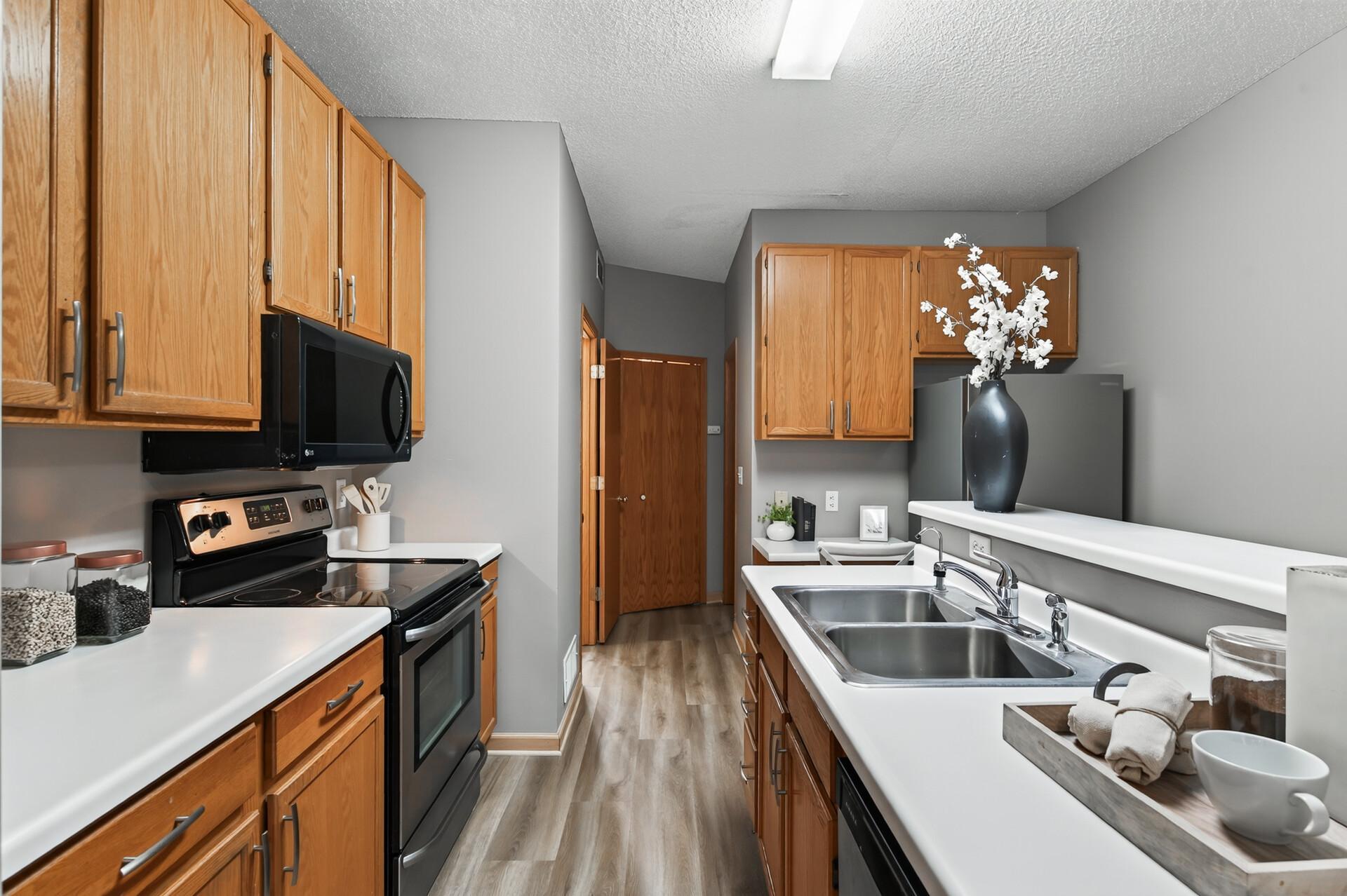 View of Residential at 14098 Plymouth Avenue #56, Burnsville MN 55337, Burnsville (44 of 60) - Mike Wilen | Minnesota Team Real Estate