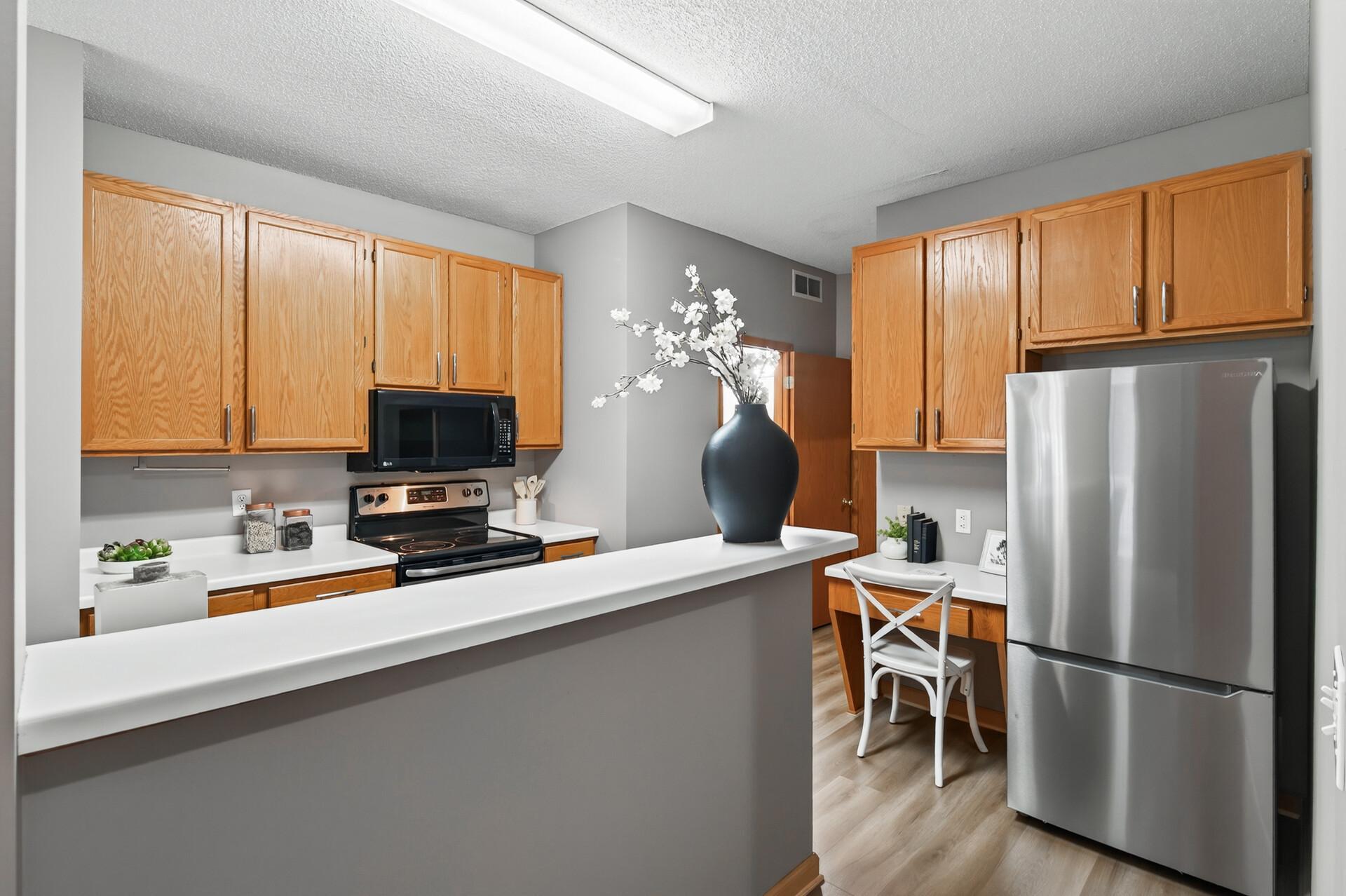 View of Residential at 14098 Plymouth Avenue #56, Burnsville MN 55337, Burnsville (43 of 60) - Mike Wilen | Minnesota Team Real Estate