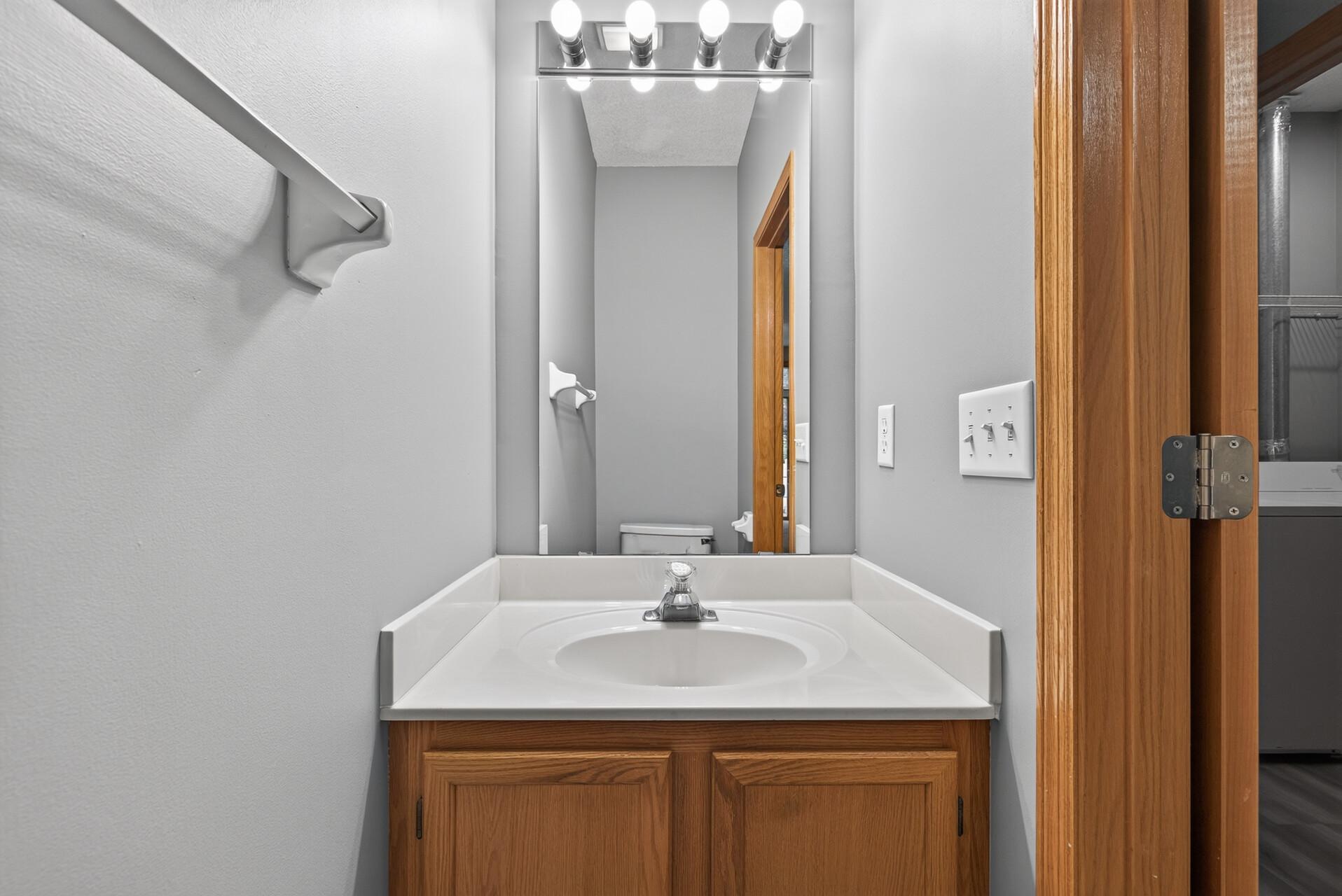 View of Residential at 14098 Plymouth Avenue #56, Burnsville MN 55337, Burnsville (19 of 60) - Mike Wilen | Minnesota Team Real Estate