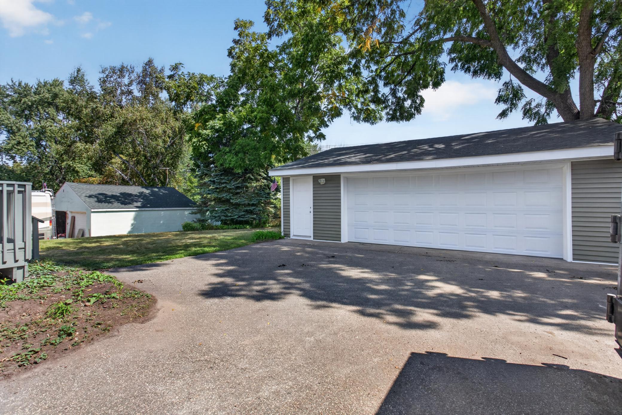 View of Residential at 597 Meadow Lane, Woodbury MN 55125, Woodbury (28 of 38) - Mike Wilen | Minnesota Team Real Estate