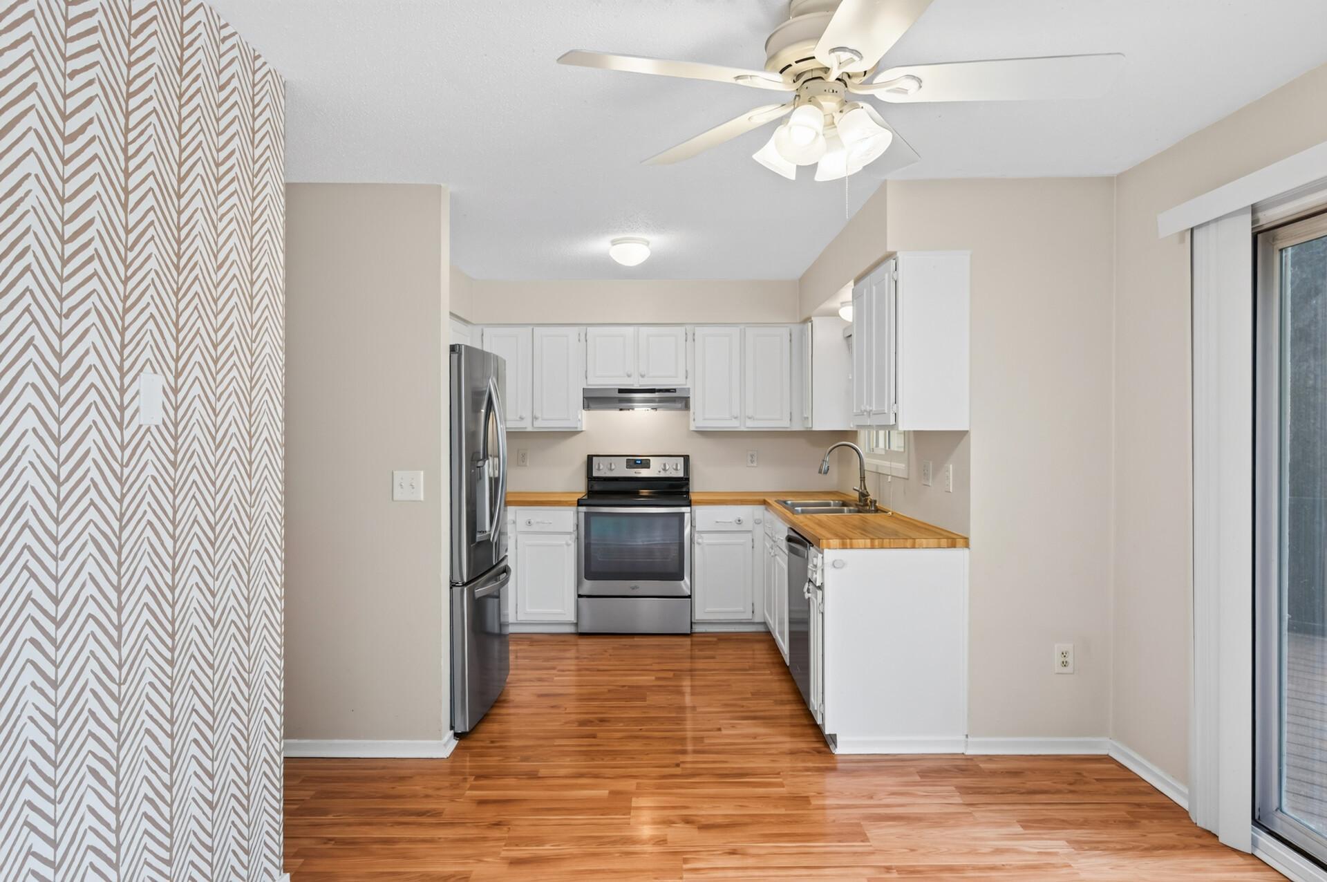 View of Residential at 7772 Rimbley Road, Woodbury MN 55125, Woodbury (6 of 34) - Mike Wilen | Minnesota Team Real Estate