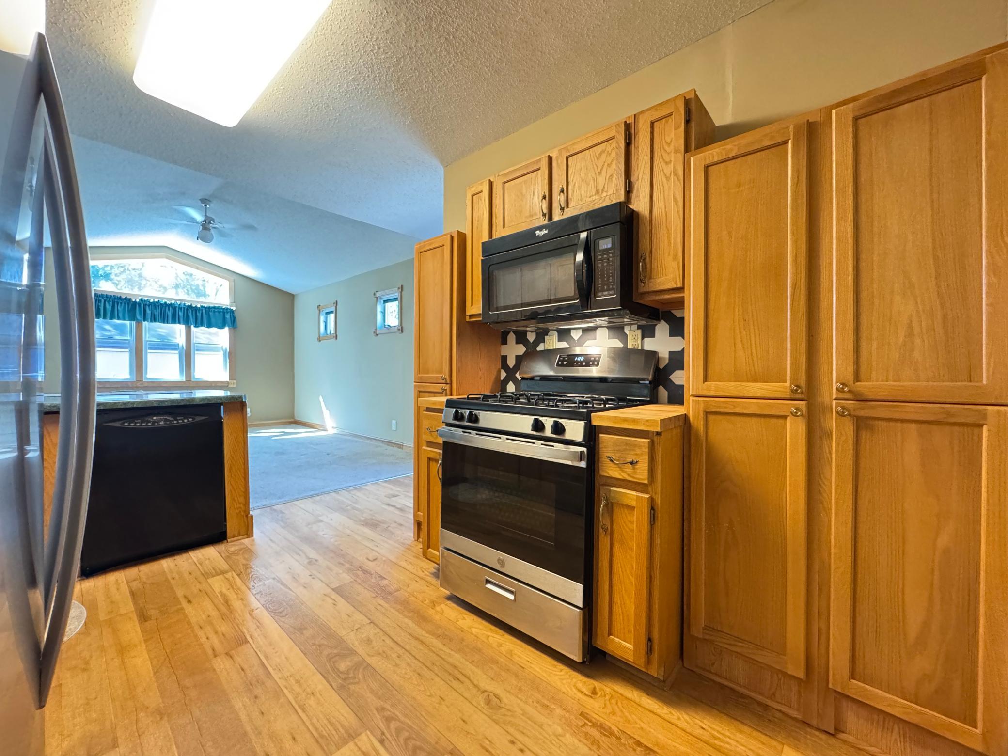View of Residential at 830 Sandhurst Drive, Roseville MN 55113, Roseville (14 of 34) - Mike Wilen | Minnesota Team Real Estate