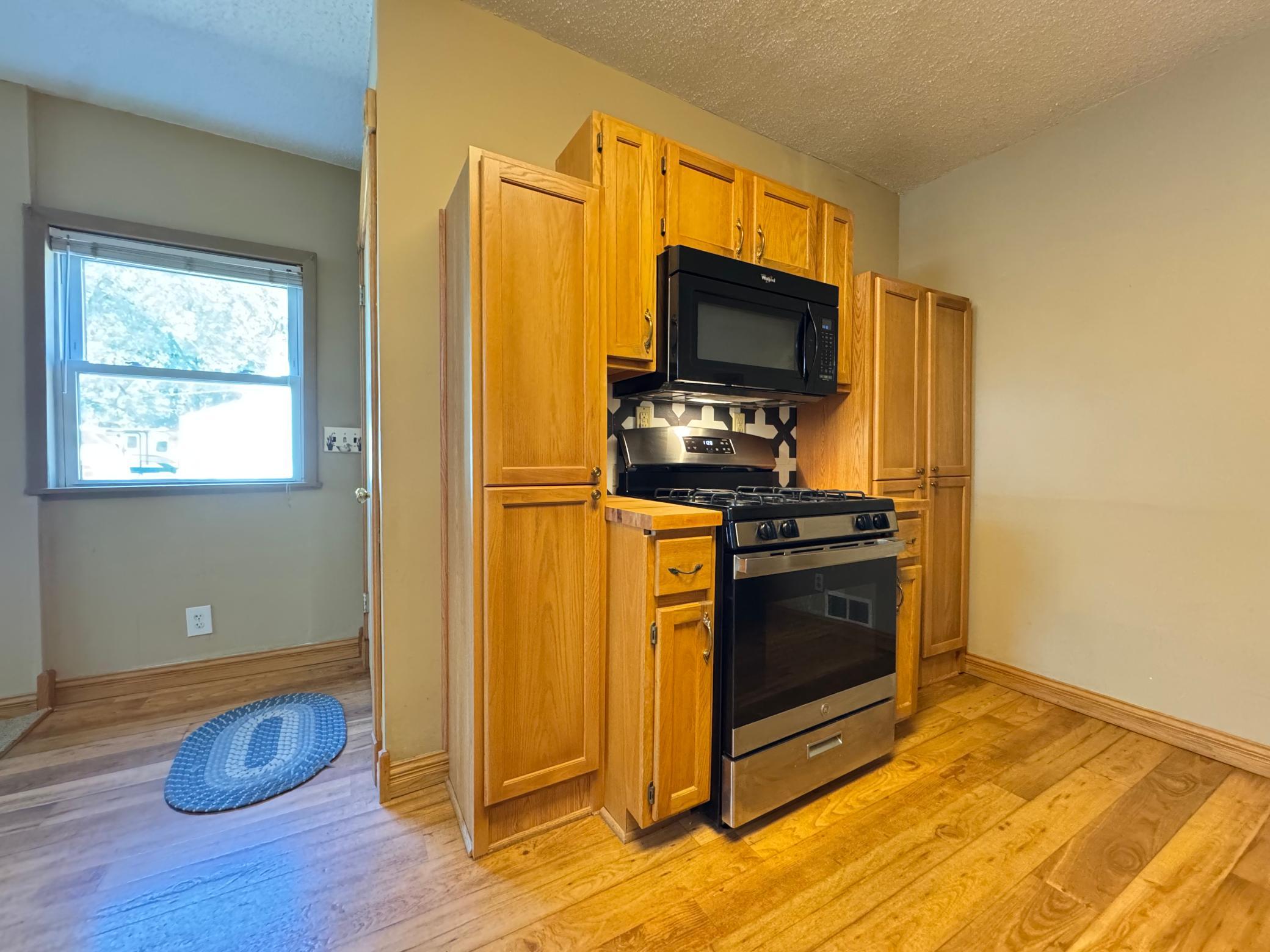 View of Residential at 830 Sandhurst Drive, Roseville MN 55113, Roseville (13 of 34) - Mike Wilen | Minnesota Team Real Estate
