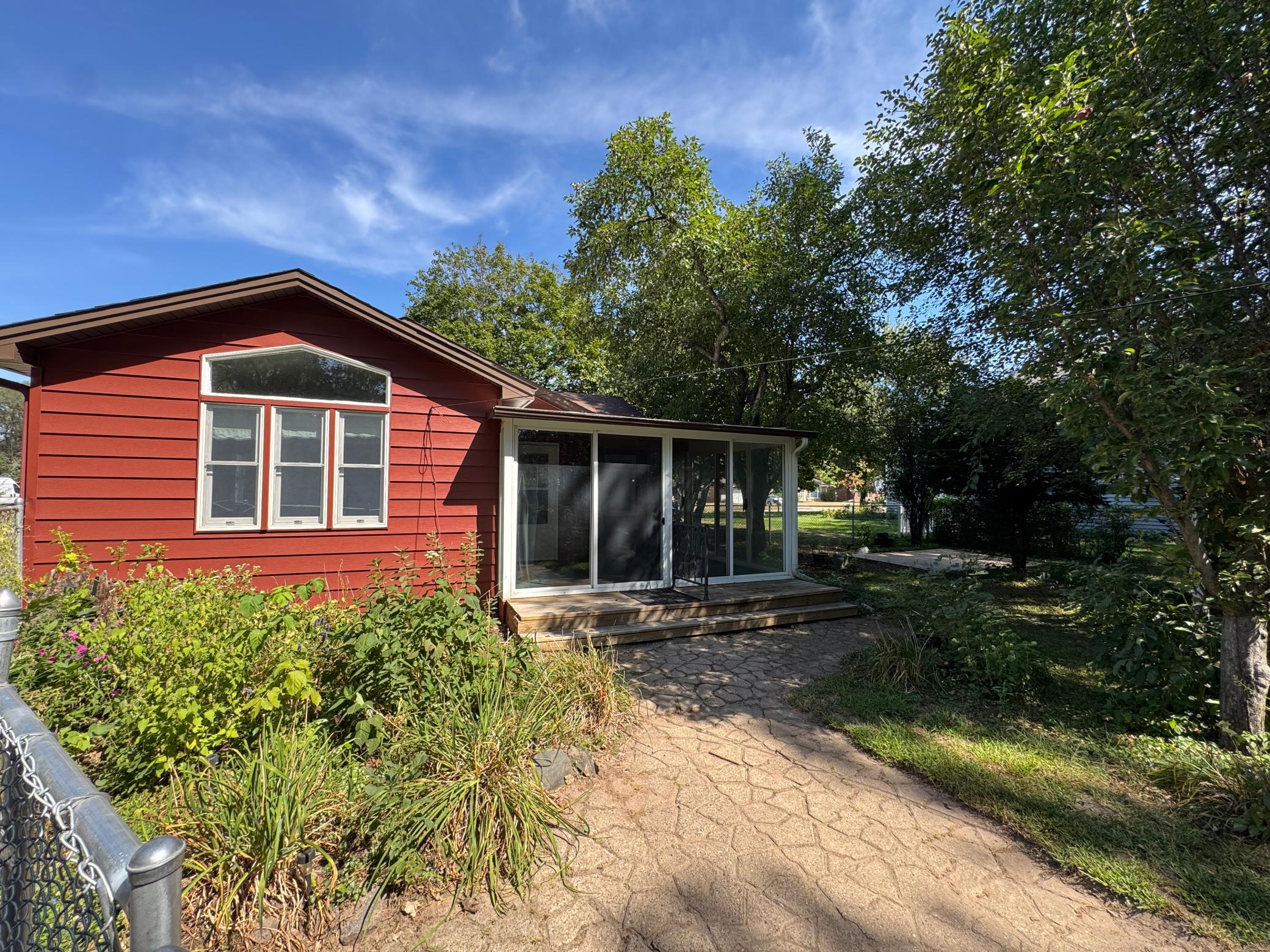 View of Residential at 830 Sandhurst Drive, Roseville MN 55113, Roseville (4 of 34) - Mike Wilen | Minnesota Team Real Estate