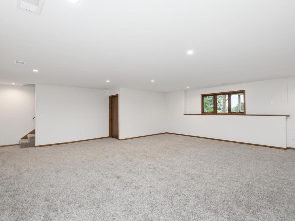 View of Residential at 11826 Larabee Circle, Albertville MN 55301, Albertville (31 of 45) - Mike Wilen | Minnesota Team Real Estate