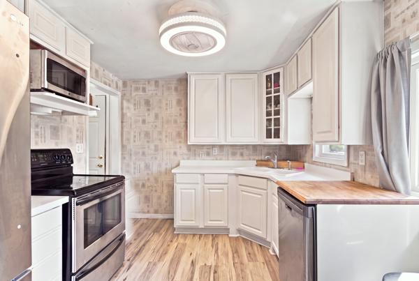 View of Residential at 9123 Pillsbury Avenue, Bloomington MN 55420, Bloomington (16 of 38) - Mike Wilen | Minnesota Team Real Estate