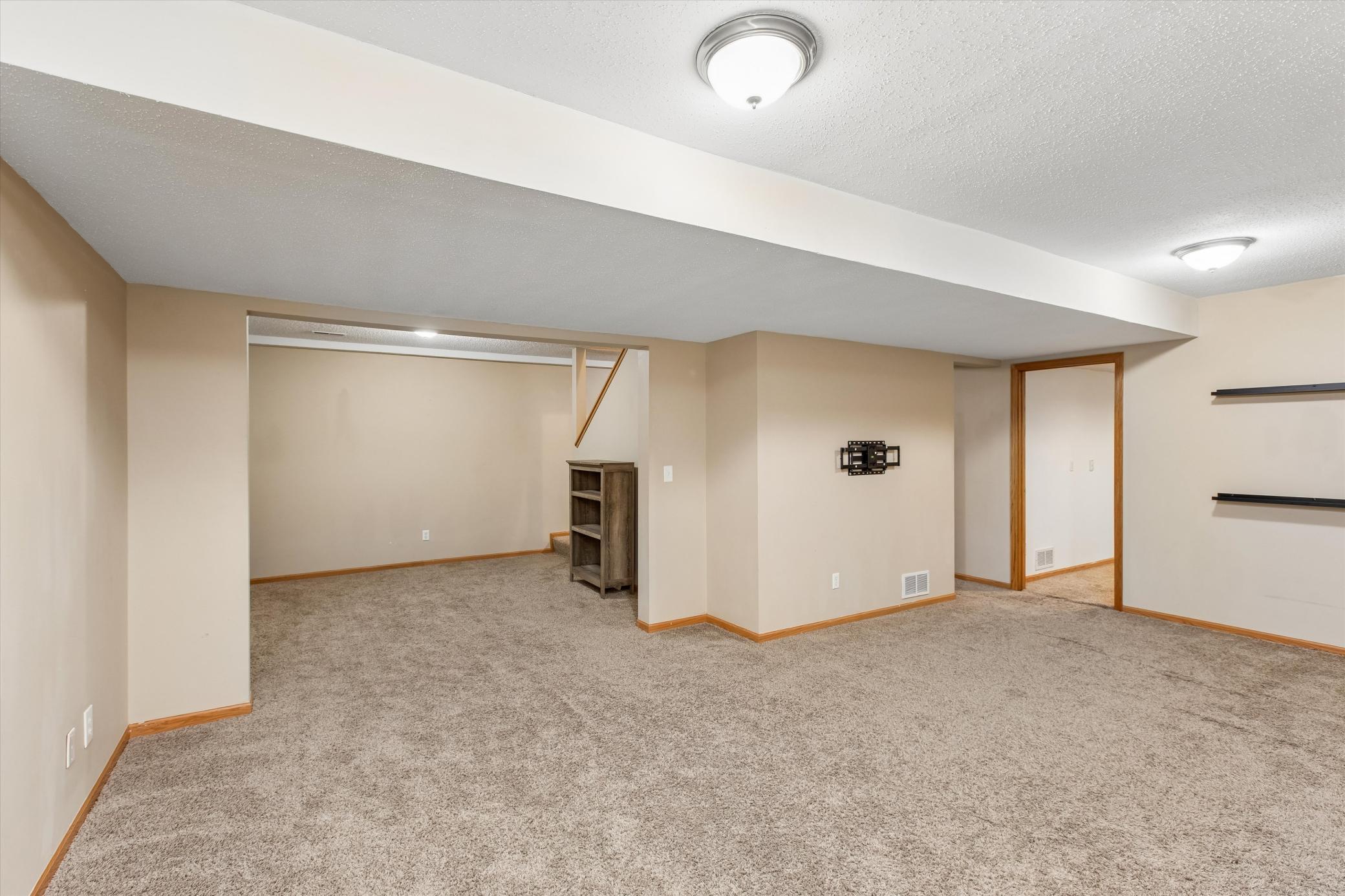 View of Residential at 20374 Kensington Way, Lakeville MN 55044, Lakeville (28 of 39) - Mike Wilen | Minnesota Team Real Estate