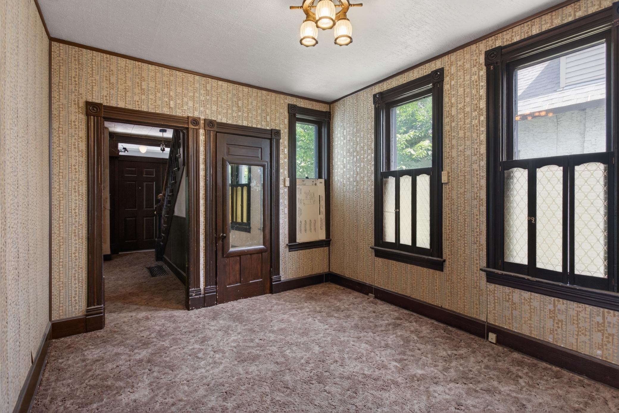 View of Residential at 804 Sherburne Avenue, Saint Paul MN 55104, Saint Paul (5 of 20) - Mike Wilen | Minnesota Team Real Estate
