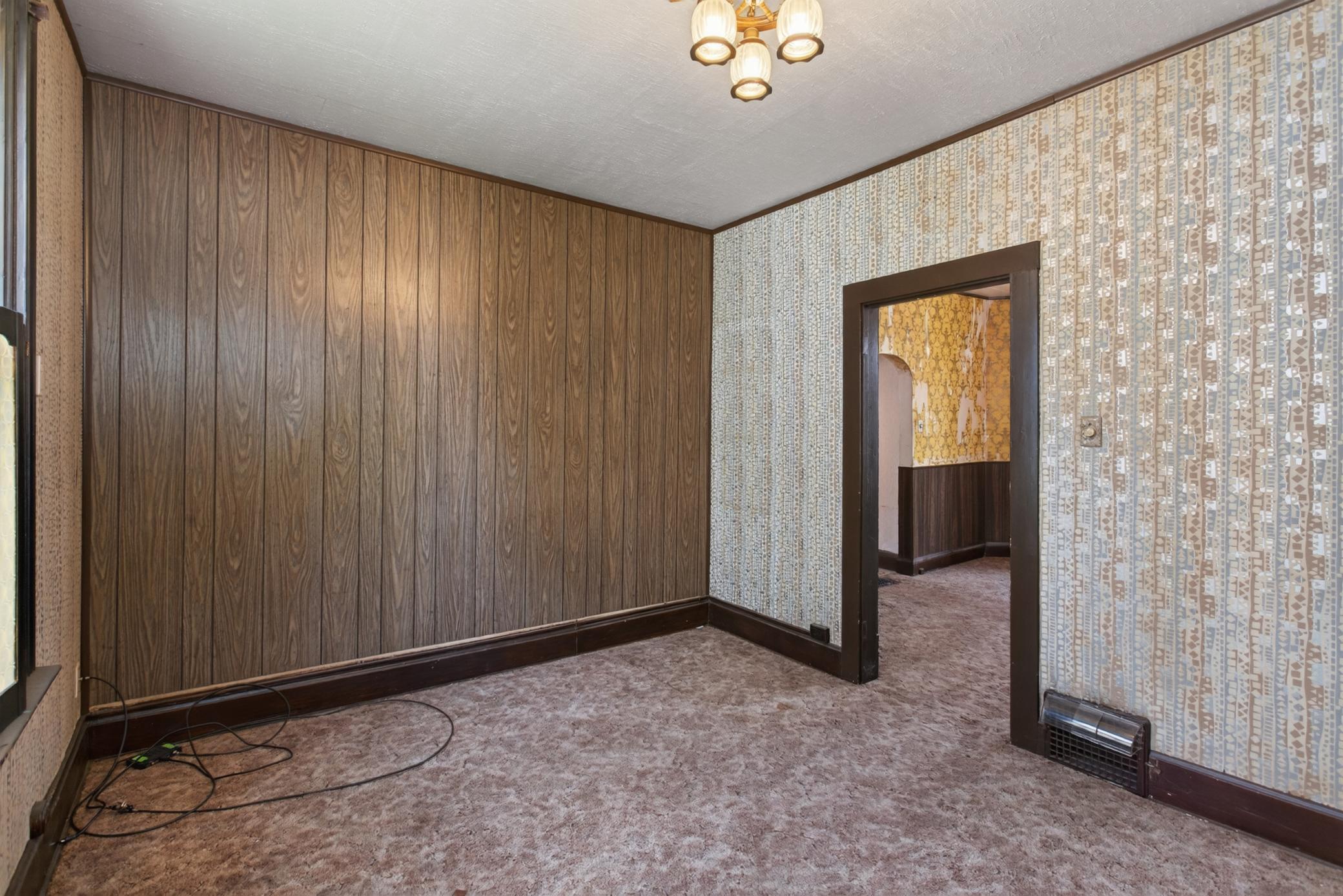 View of Residential at 804 Sherburne Avenue, Saint Paul MN 55104, Saint Paul (6 of 20) - Mike Wilen | Minnesota Team Real Estate
