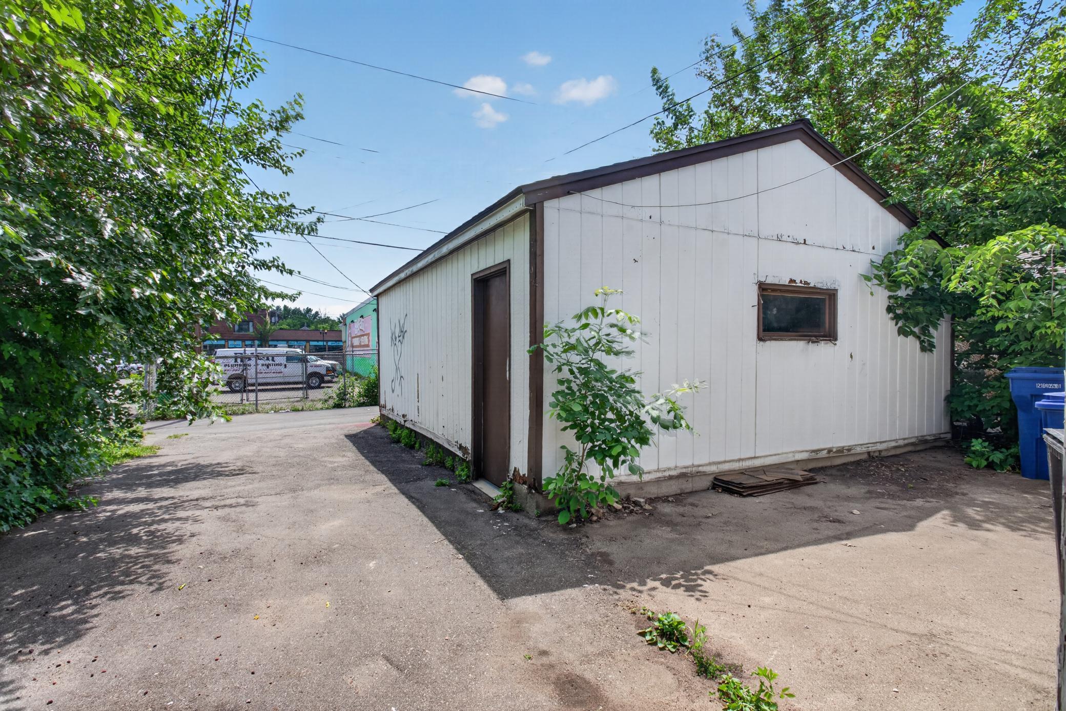 View of Residential at 804 Sherburne Avenue, Saint Paul MN 55104, Saint Paul (16 of 20) - Mike Wilen | Minnesota Team Real Estate