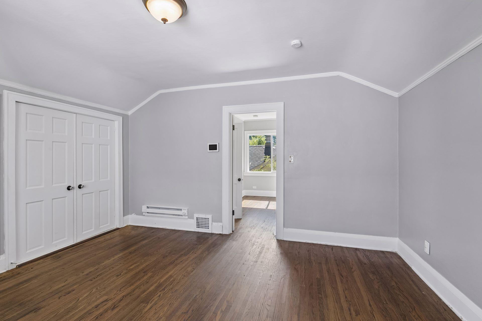 View of Residential at 2323 Ilion Avenue, Minneapolis MN 55411, Minneapolis (18 of 34) - Mike Wilen | Minnesota Team Real Estate