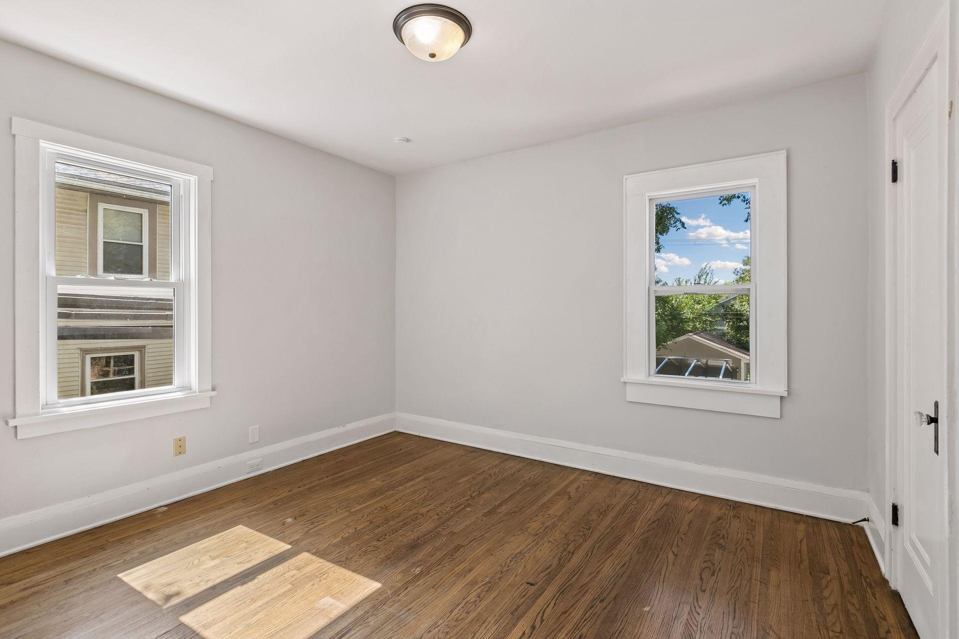 View of Residential at 2323 Ilion Avenue, Minneapolis MN 55411, Minneapolis (10 of 34) - Mike Wilen | Minnesota Team Real Estate
