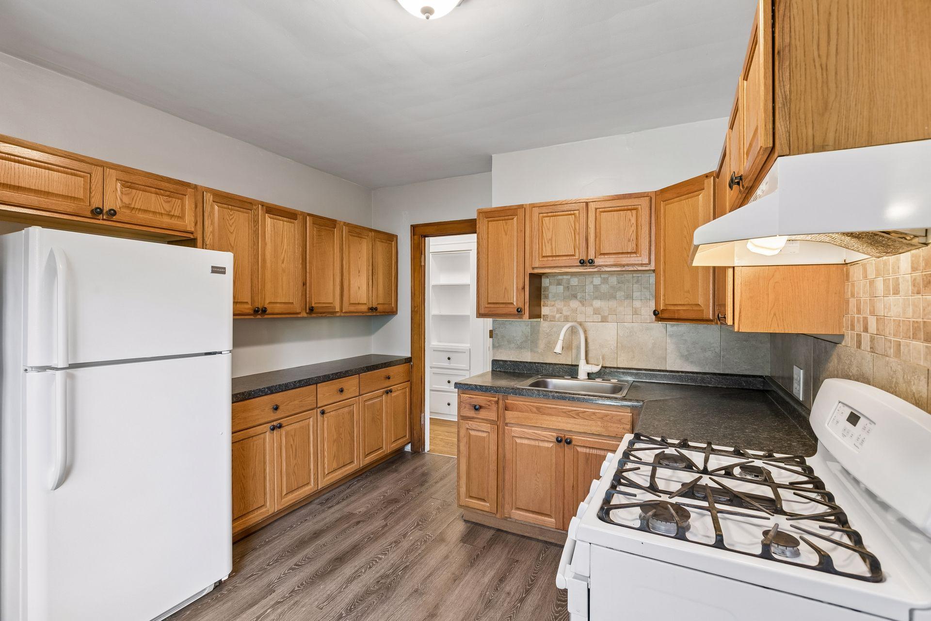 View of Residential at 2323 Ilion Avenue, Minneapolis MN 55411, Minneapolis (6 of 34) - Mike Wilen | Minnesota Team Real Estate