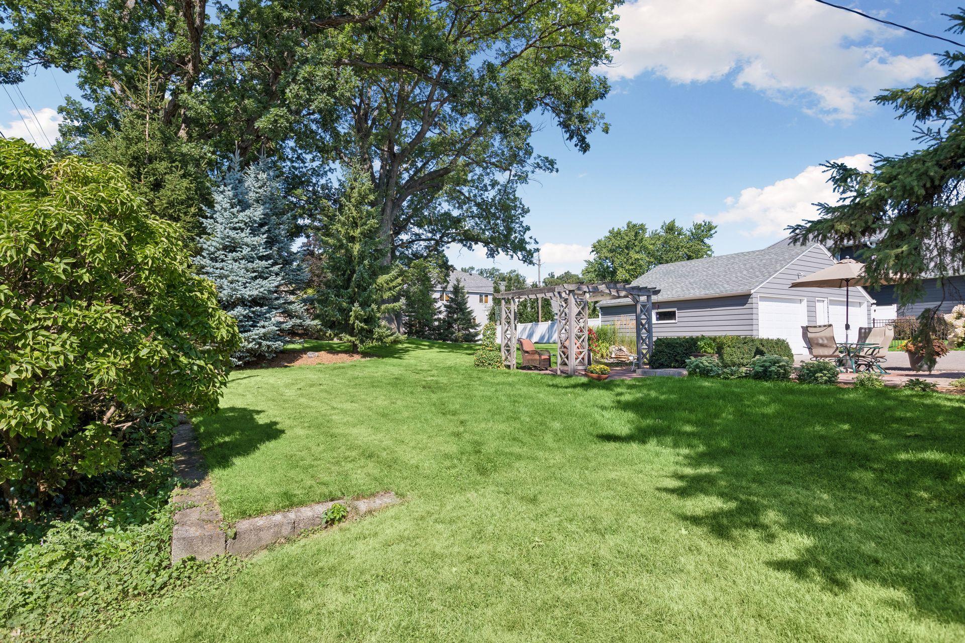 View of Residential at 425 Turners Crossroad, Golden Valley MN 55422, Golden Valley (6 of 37) - Mike Wilen | Minnesota Team Real Estate